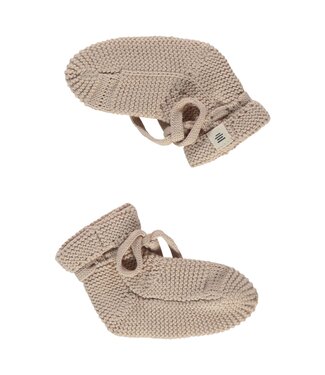 A tiny story baby slippers Nougat by a Tiny Story