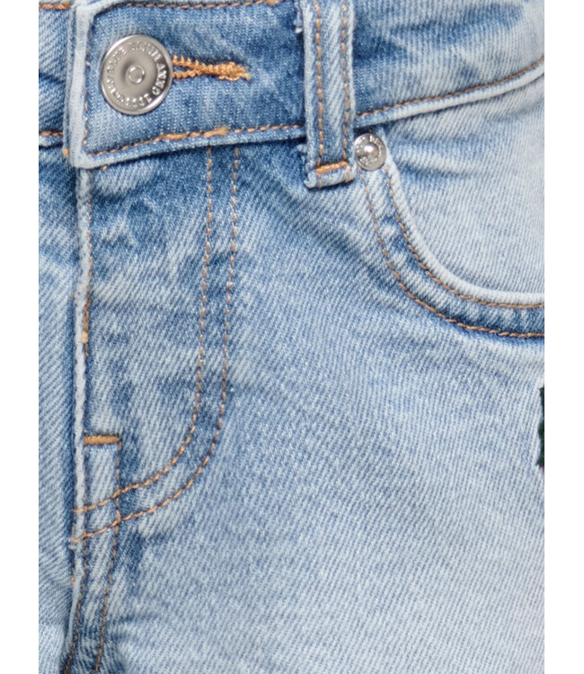 KMGROBYN EX VINT BERRY DNM SHORTS NOOS Light Blue Denim STRAWBERRY EMBROIDERY by Kids Only