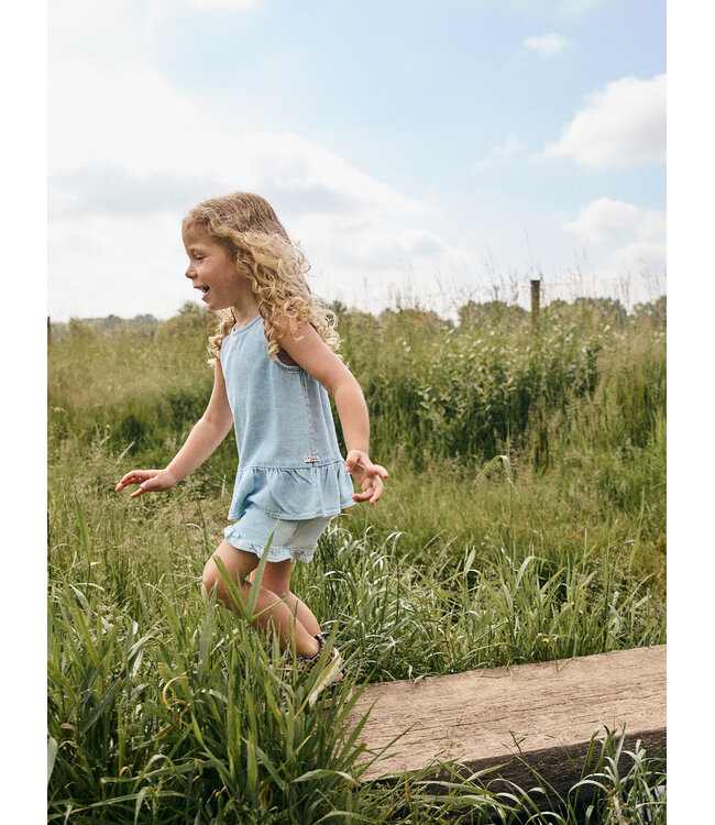 Light weight Denim Shorts  by Daily7