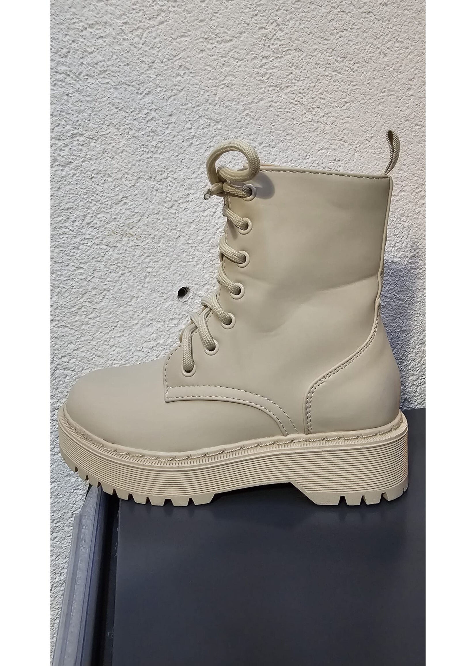 51000 Veterboot beige Kim