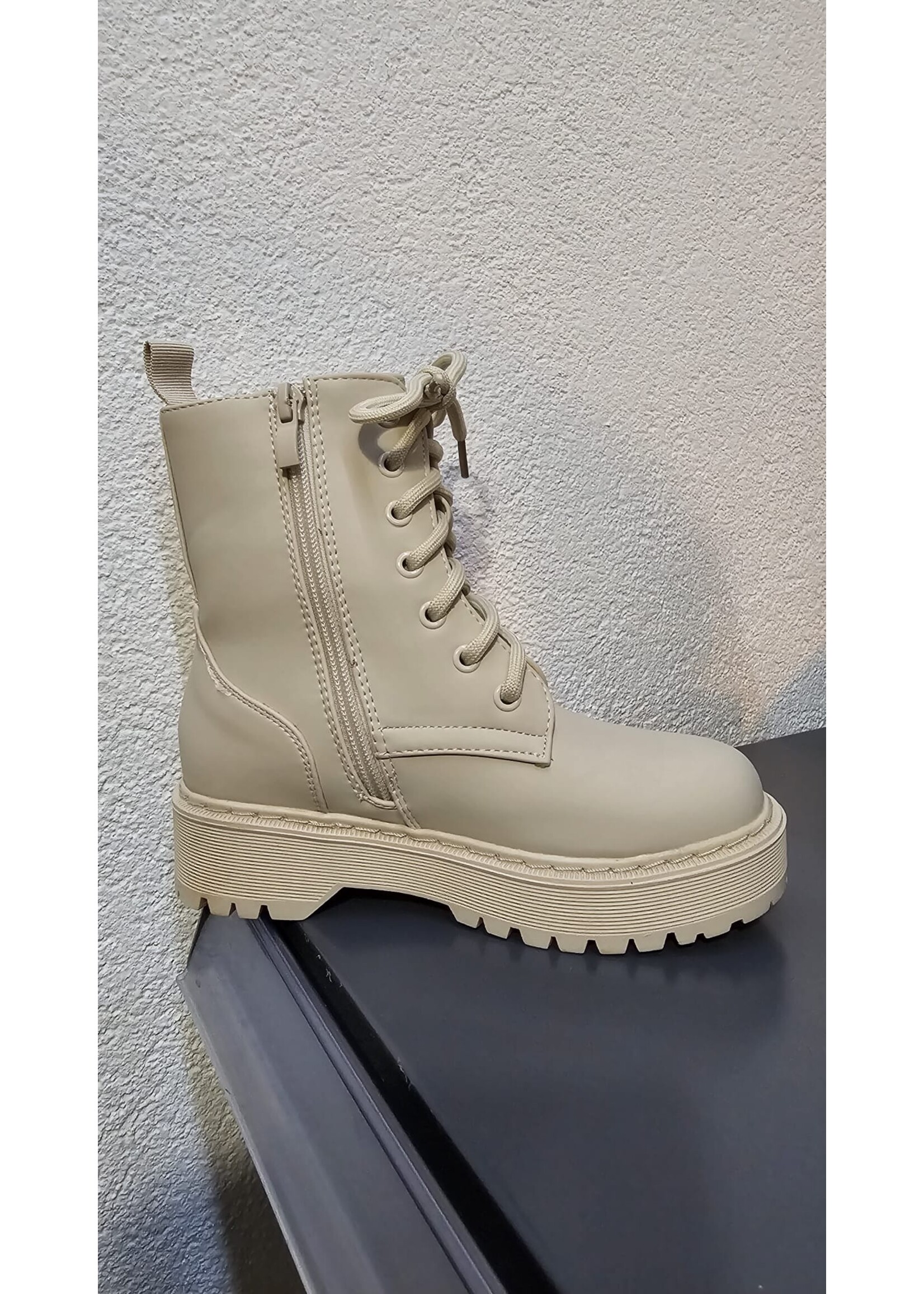 51000 Veterboot beige Kim