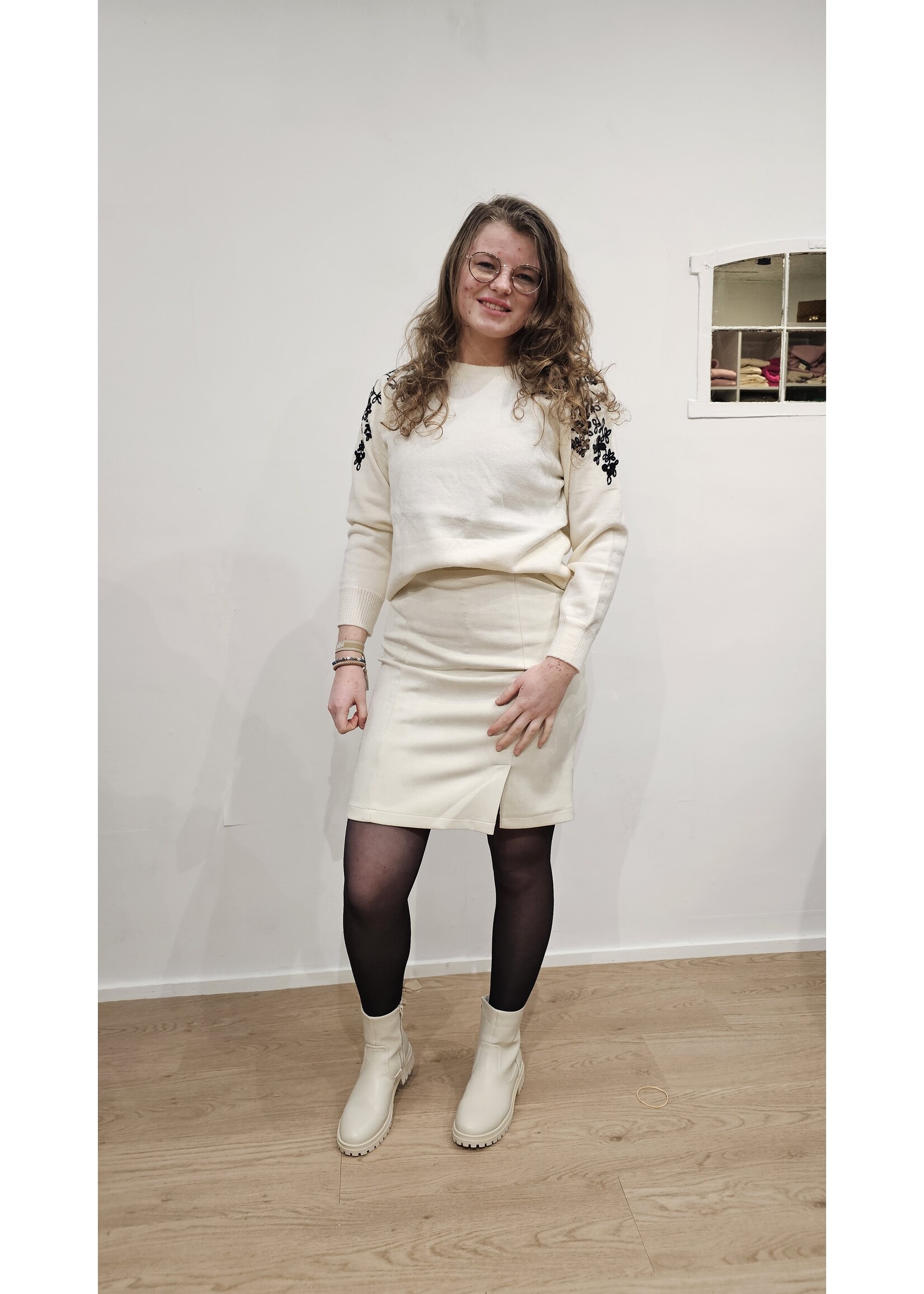 by Clara Knitwear Mariek zwart/creme