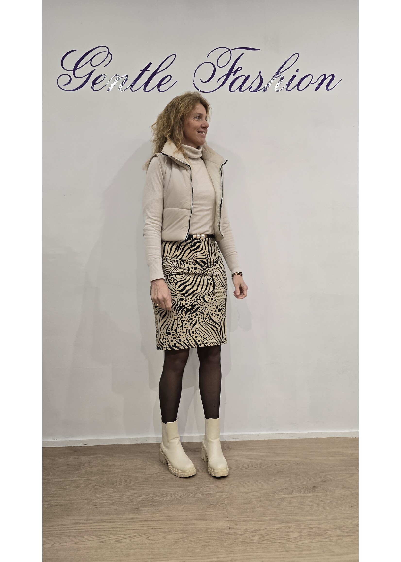 GentleFashion Travel skirt Camel/Zwart