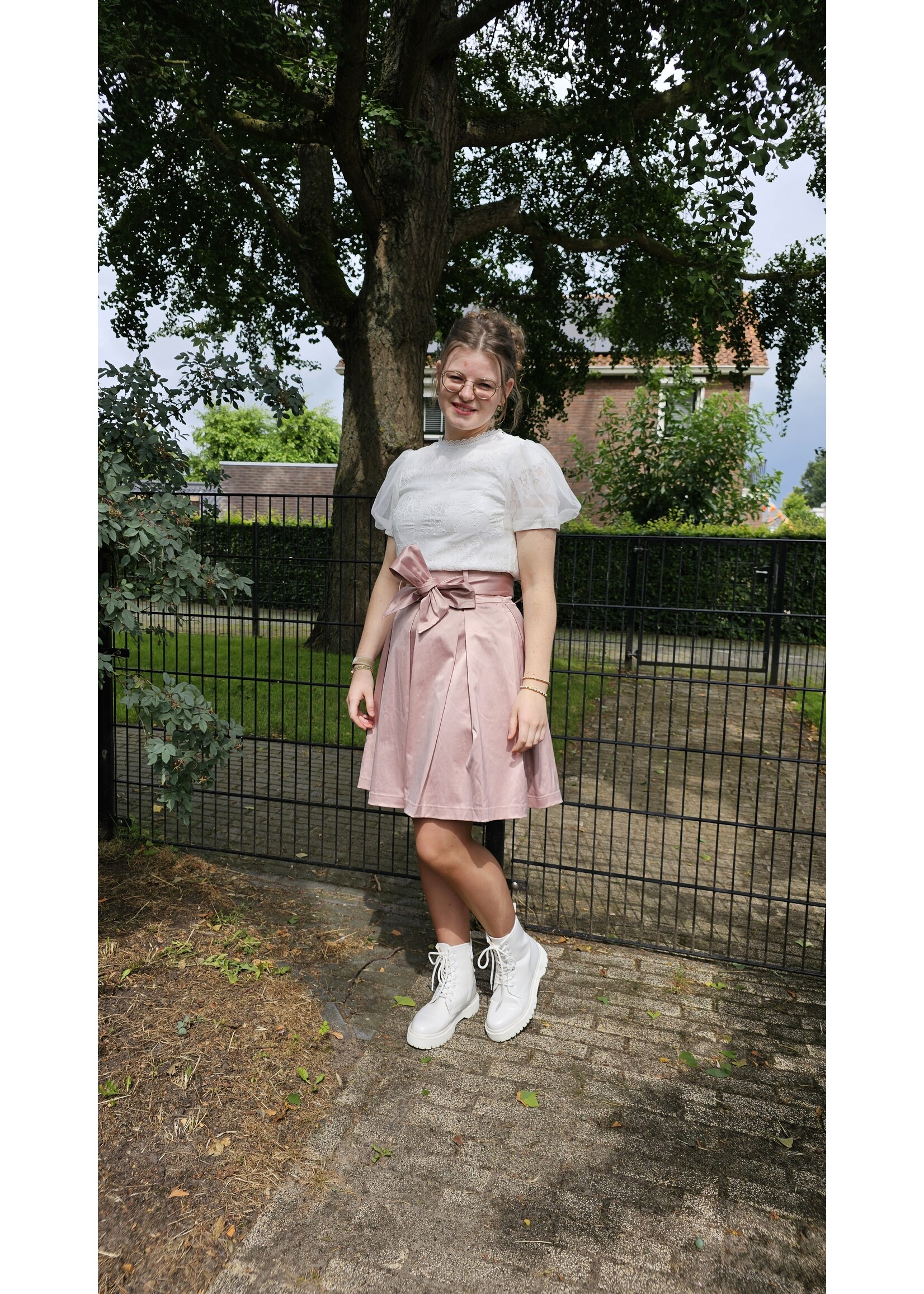 Satin skirt met brede ceintuur