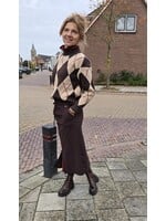 Knitted trui ruit motief