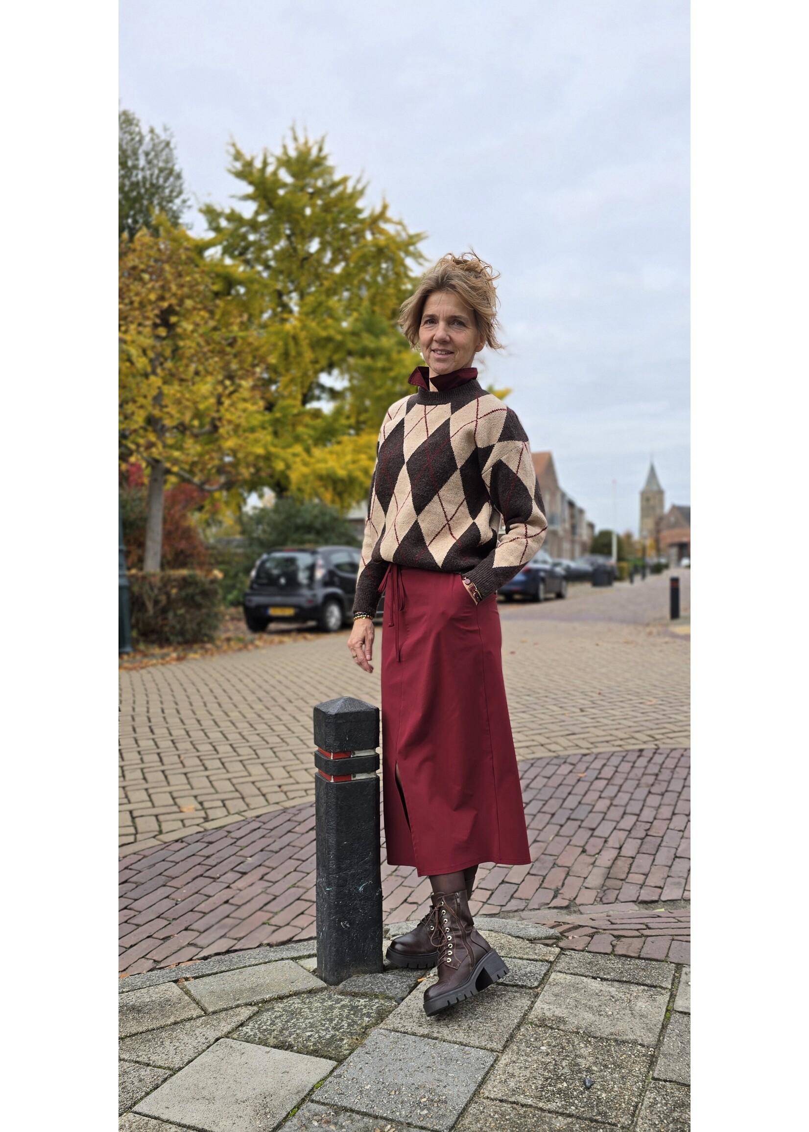 Knitted trui ruit motief