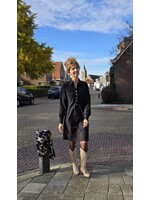 Tripple Nine  dress met knoopjes