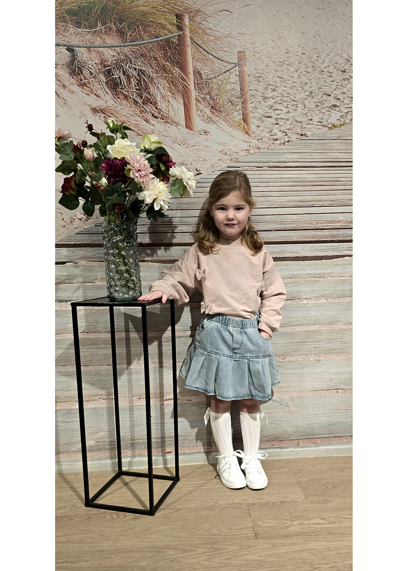 Sweater met strikjes