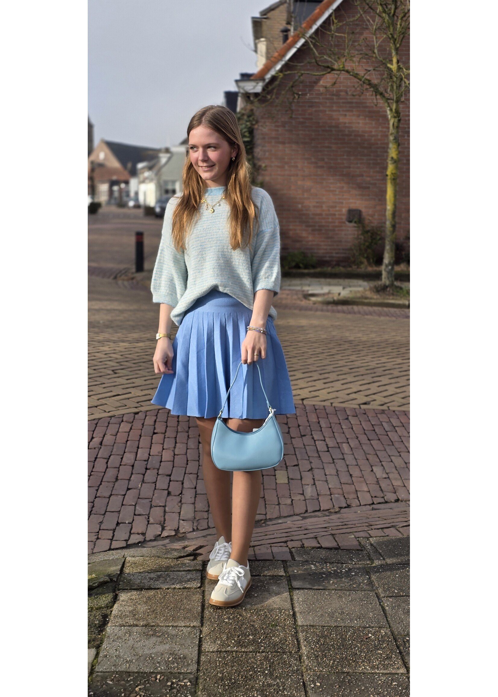 Gebreide streep truitjes