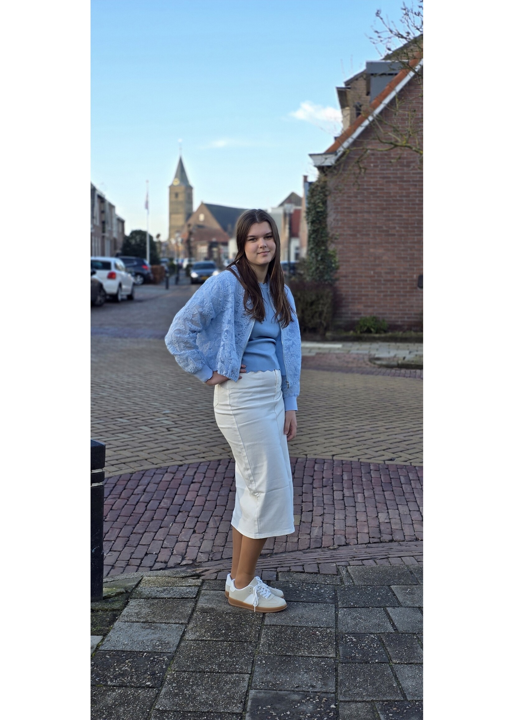 Kanten bomberjasje drie kleuren