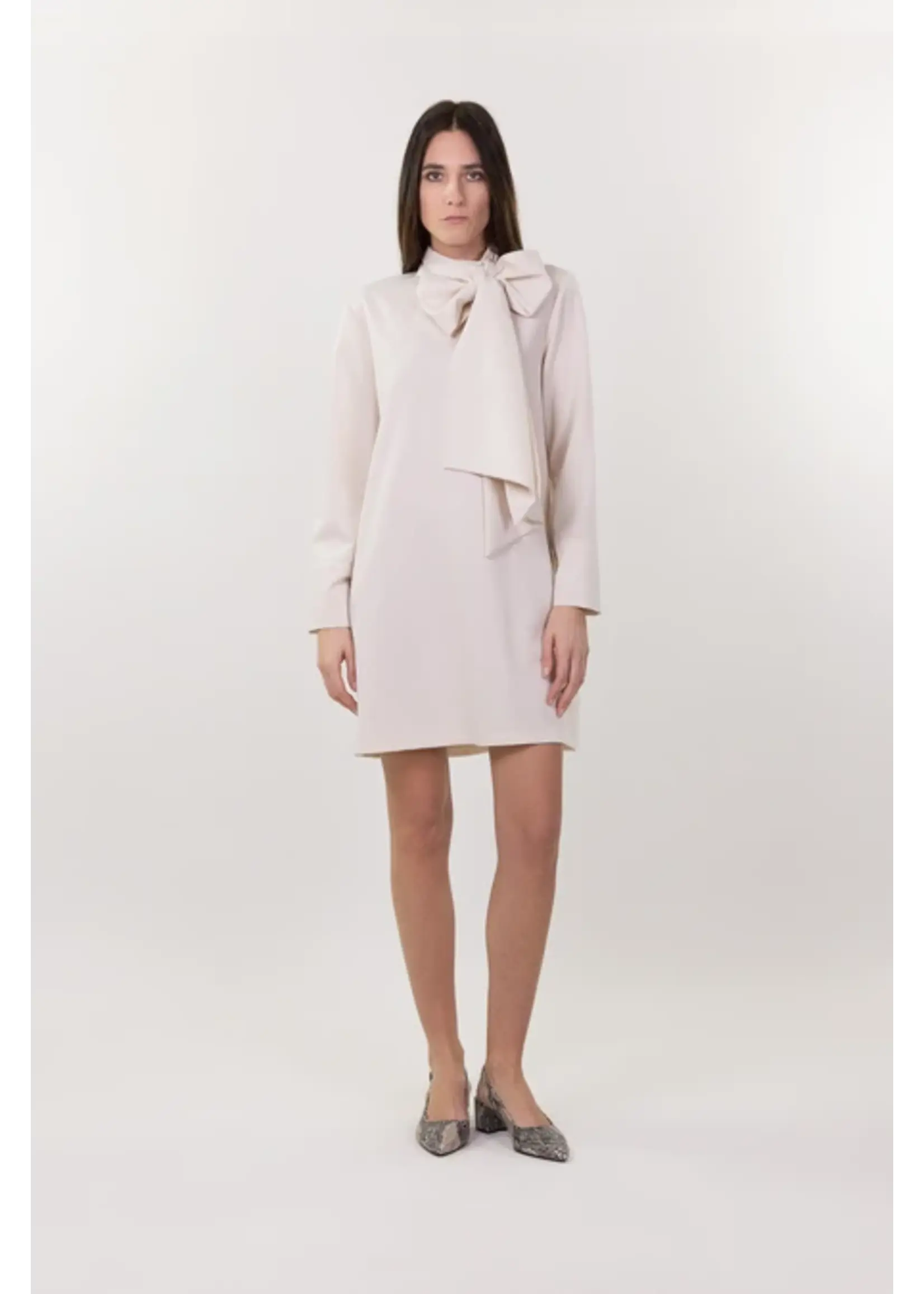 Jurk met strik drie kleuren