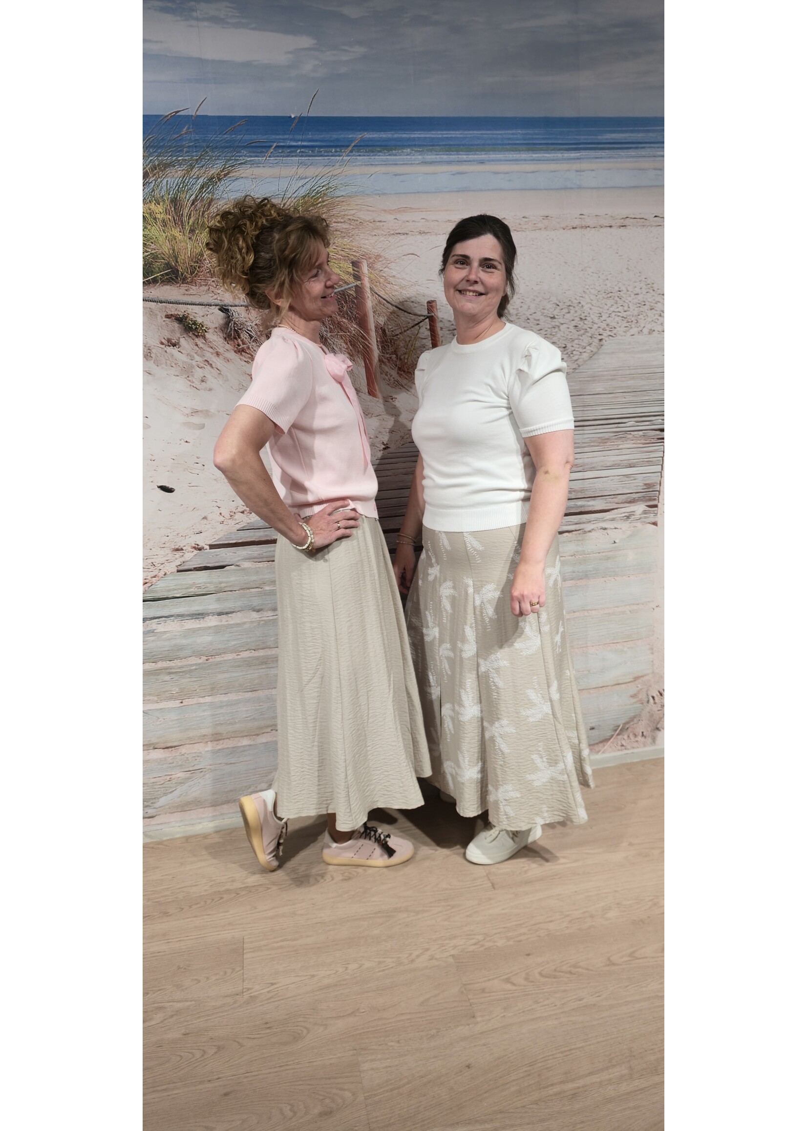 Linnen/viscose rok met bloem