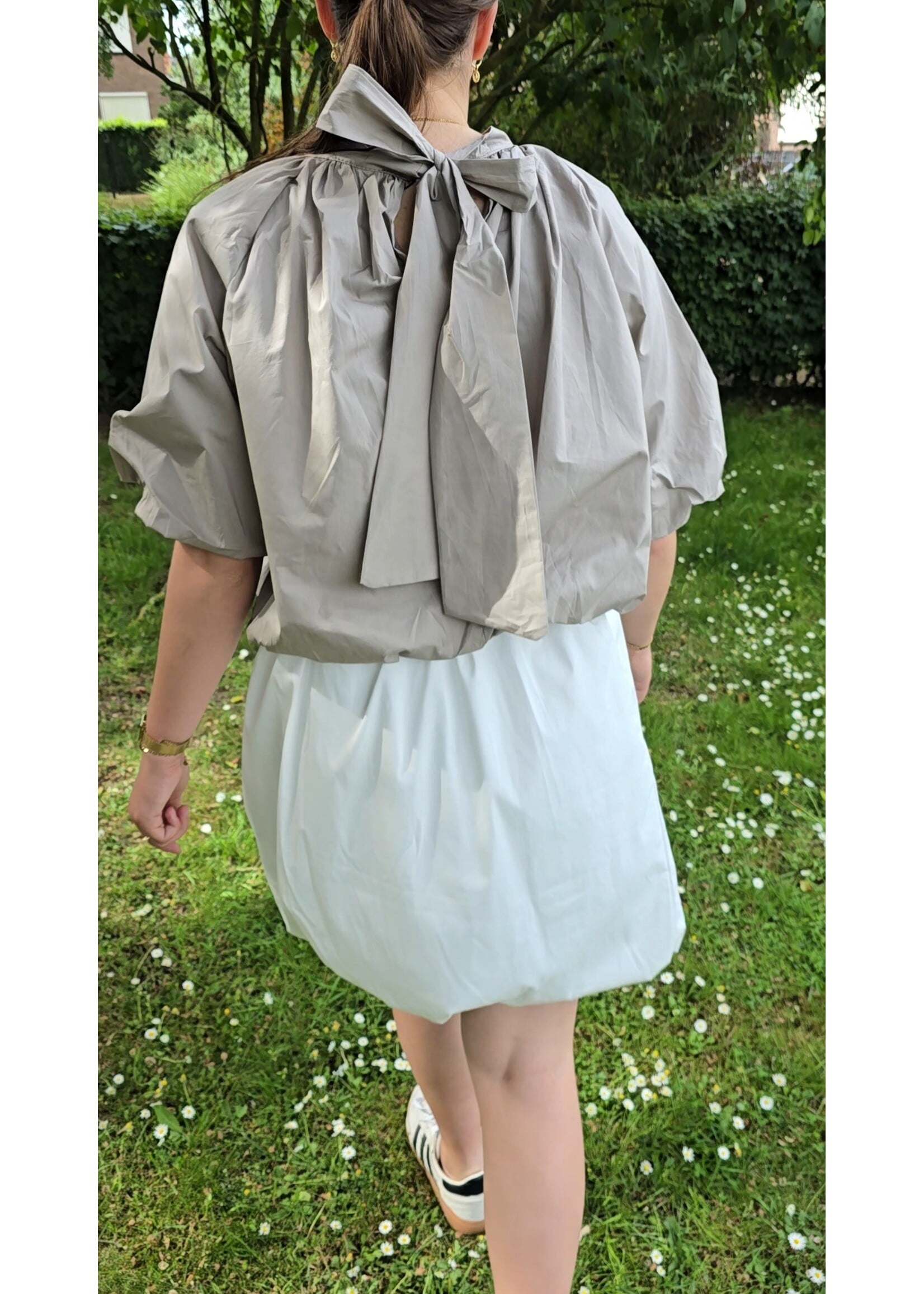 Ballon blouse met strik