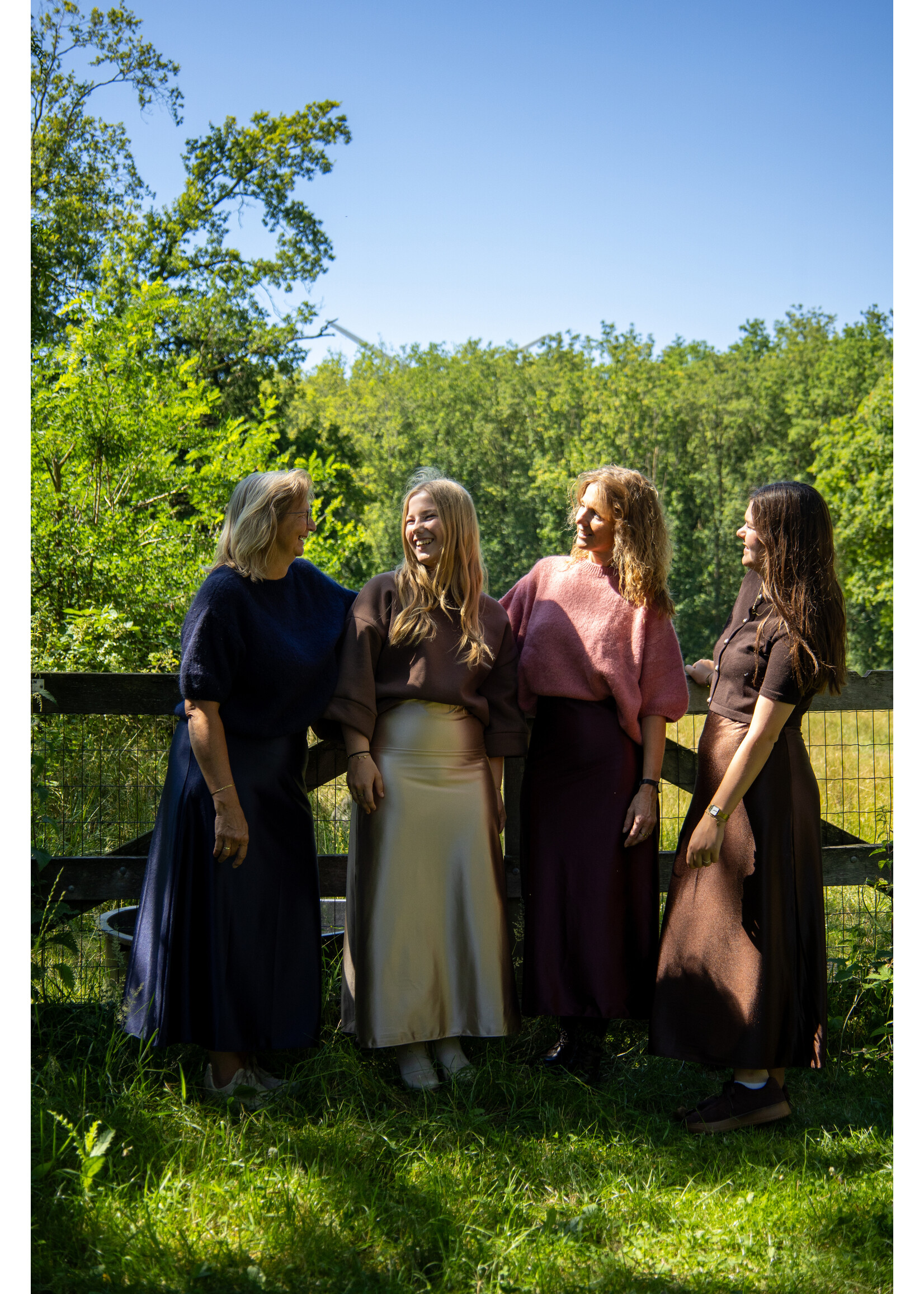 Satijnen rok vijf kleuren