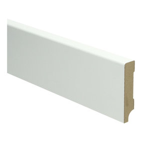 MDF Moderne plint 70x15 wit voorgelakt RAL 9010 - 2,4m