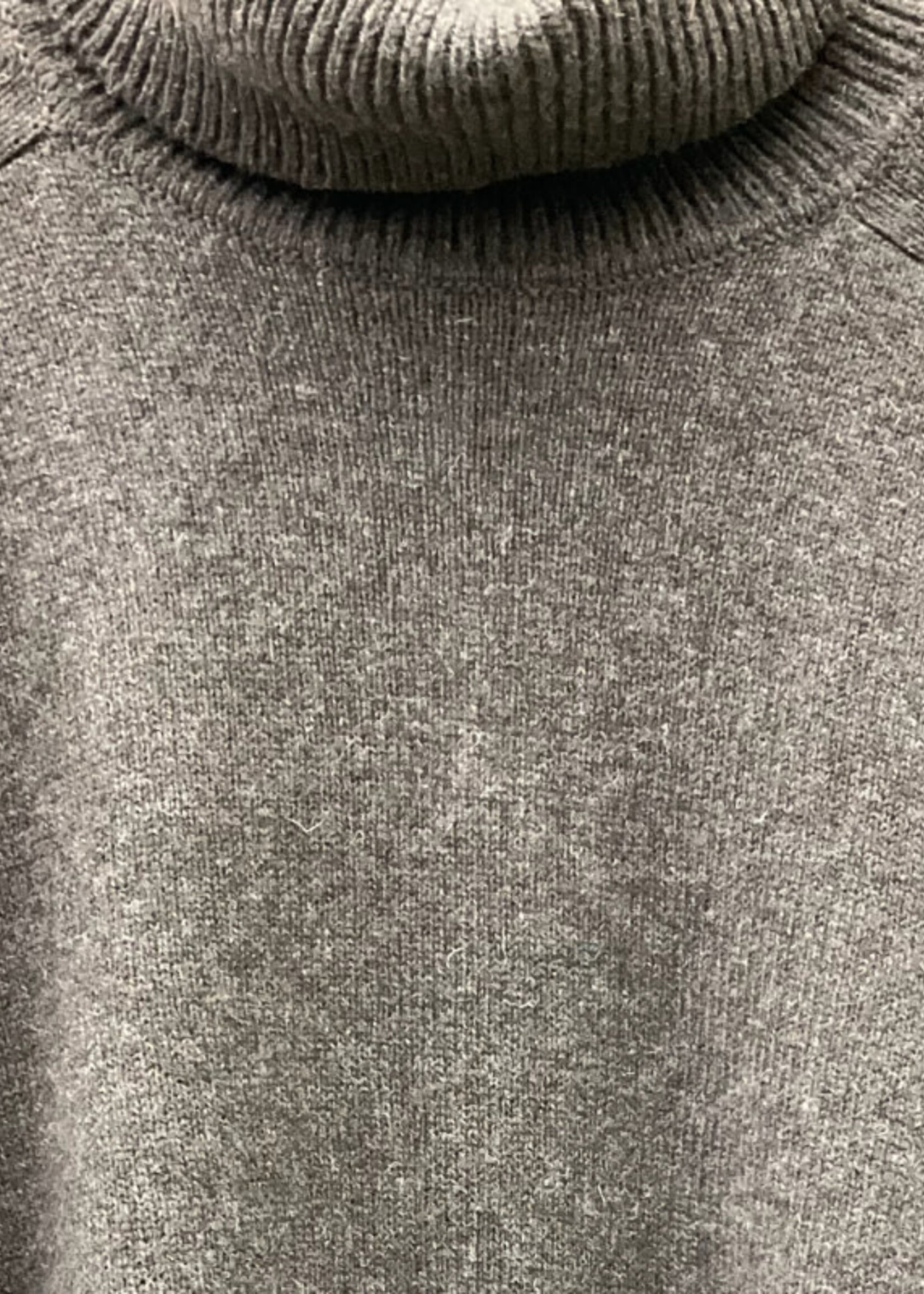 Raf Simons Raf Simons Sweater, Brown, Wool Turtle Neck Oversized Pullover in Bronze Brown w/ Gloves on Elbows