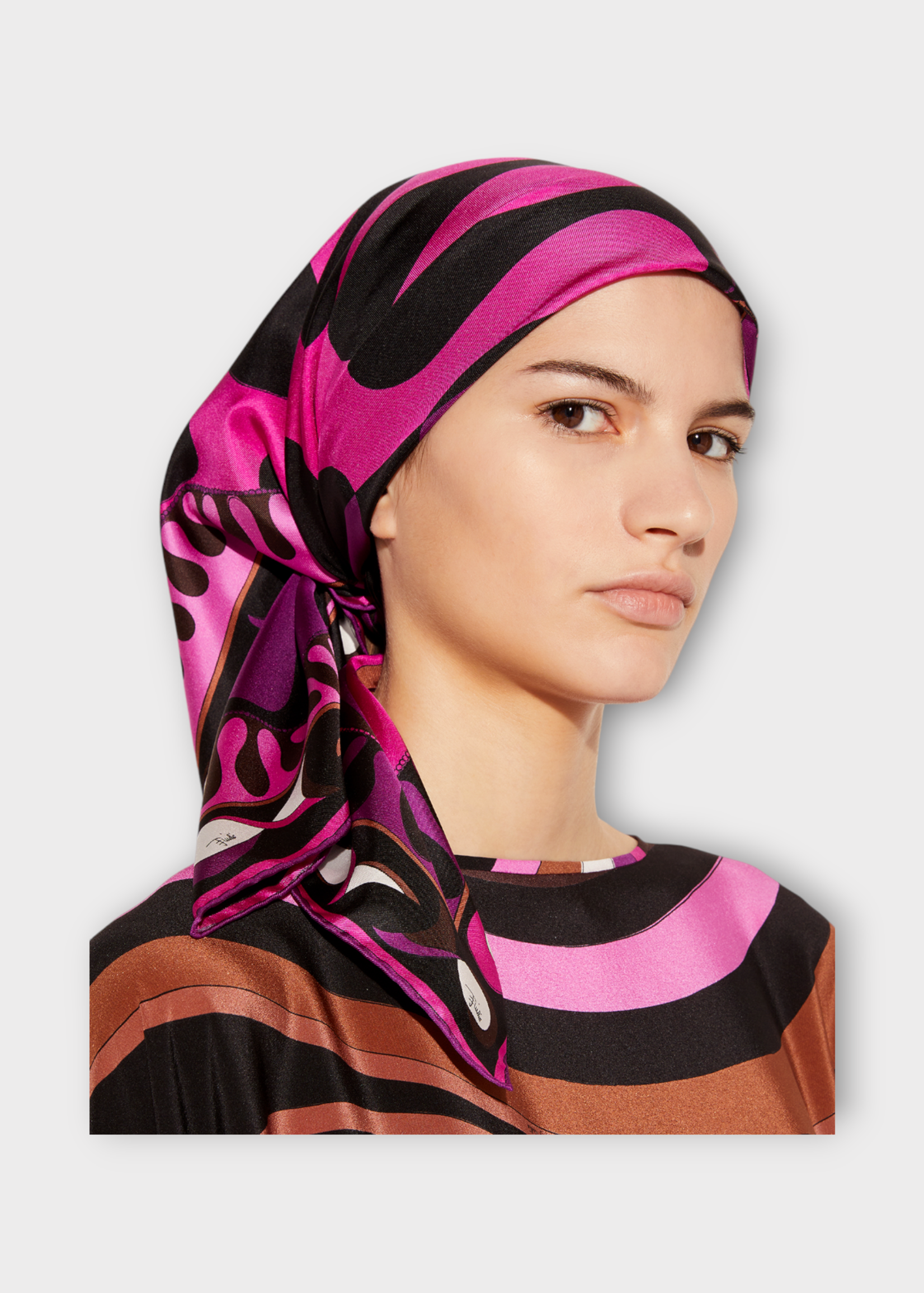 Emilio Pucci Emilio Pucci Scarf, Print, Silk Twil 90x90 Scarf In Fuchsia Iride Print