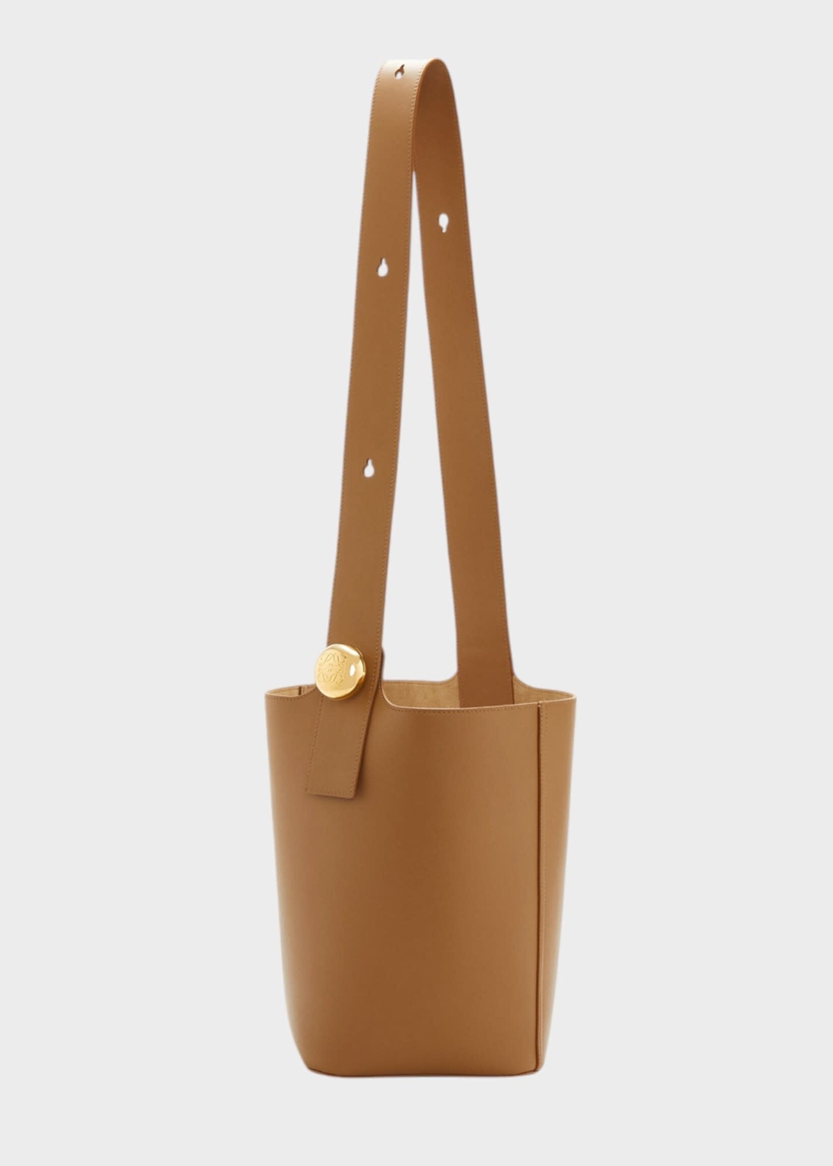 Loewe Loewe Bag, Brown, Smooth Calfskin Pebble Medium Bucket Shoulder Bag In Oak