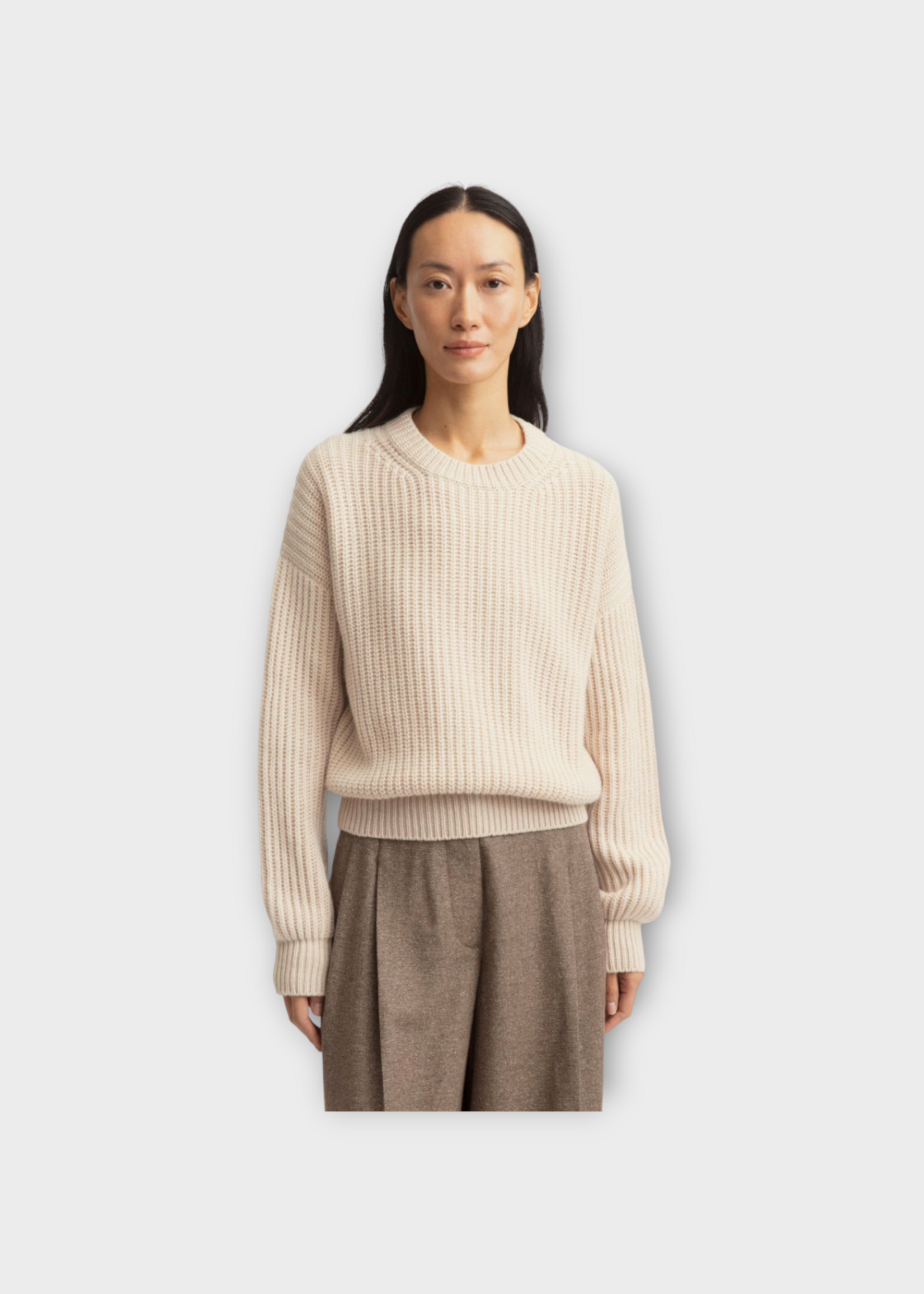 Iris Von Arnim Iris Von Arnim Knitwear, Beige, Avelina Cashmere Crew Neck Cable Knit Pullover In Alabaster