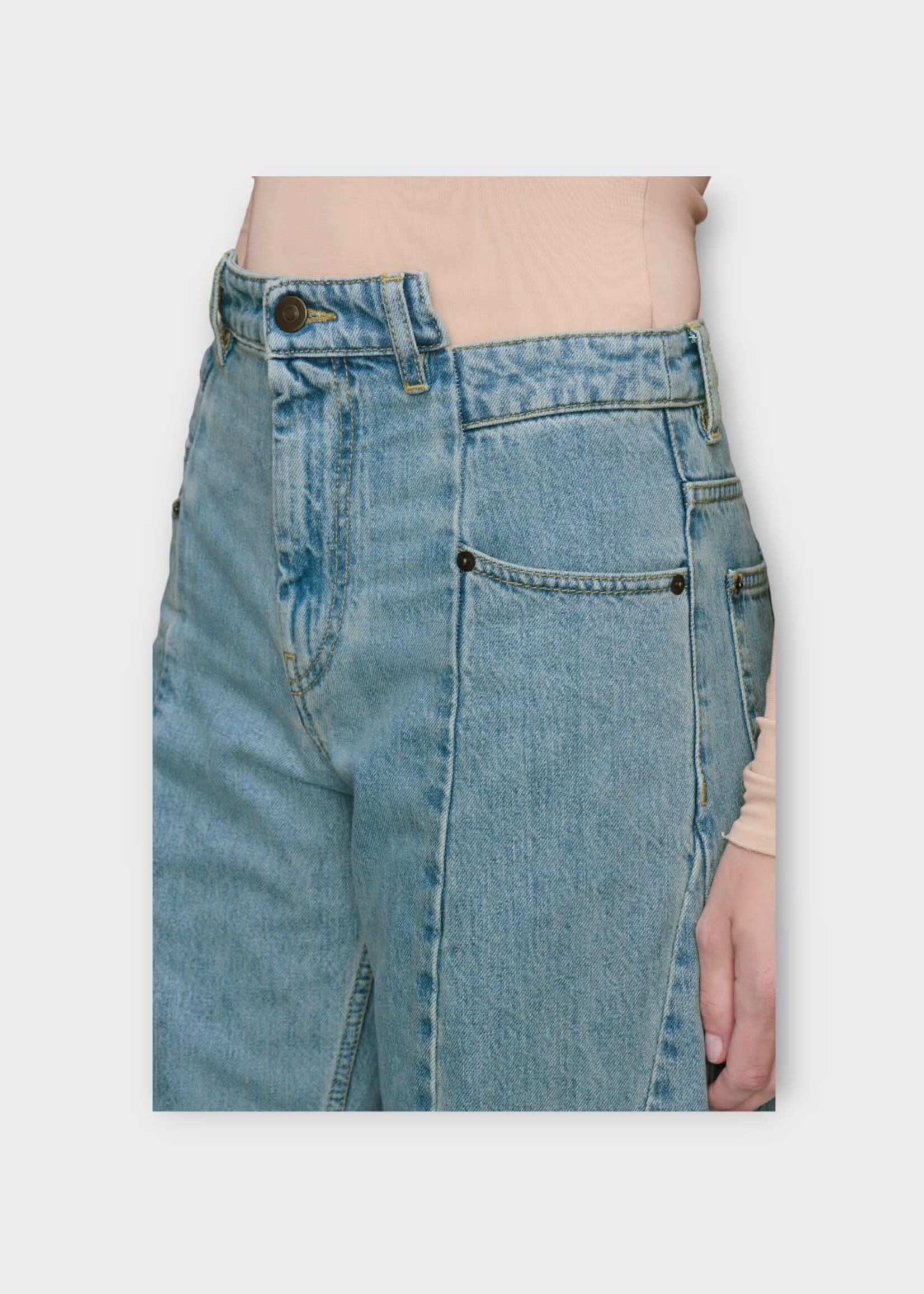 Maison Margiela Maison Margiela Jeans, Blue, Cotton 5 Pockets Panelled Denim Pants in Medium Blu Stone Wash w/ Waist Cut Out #31