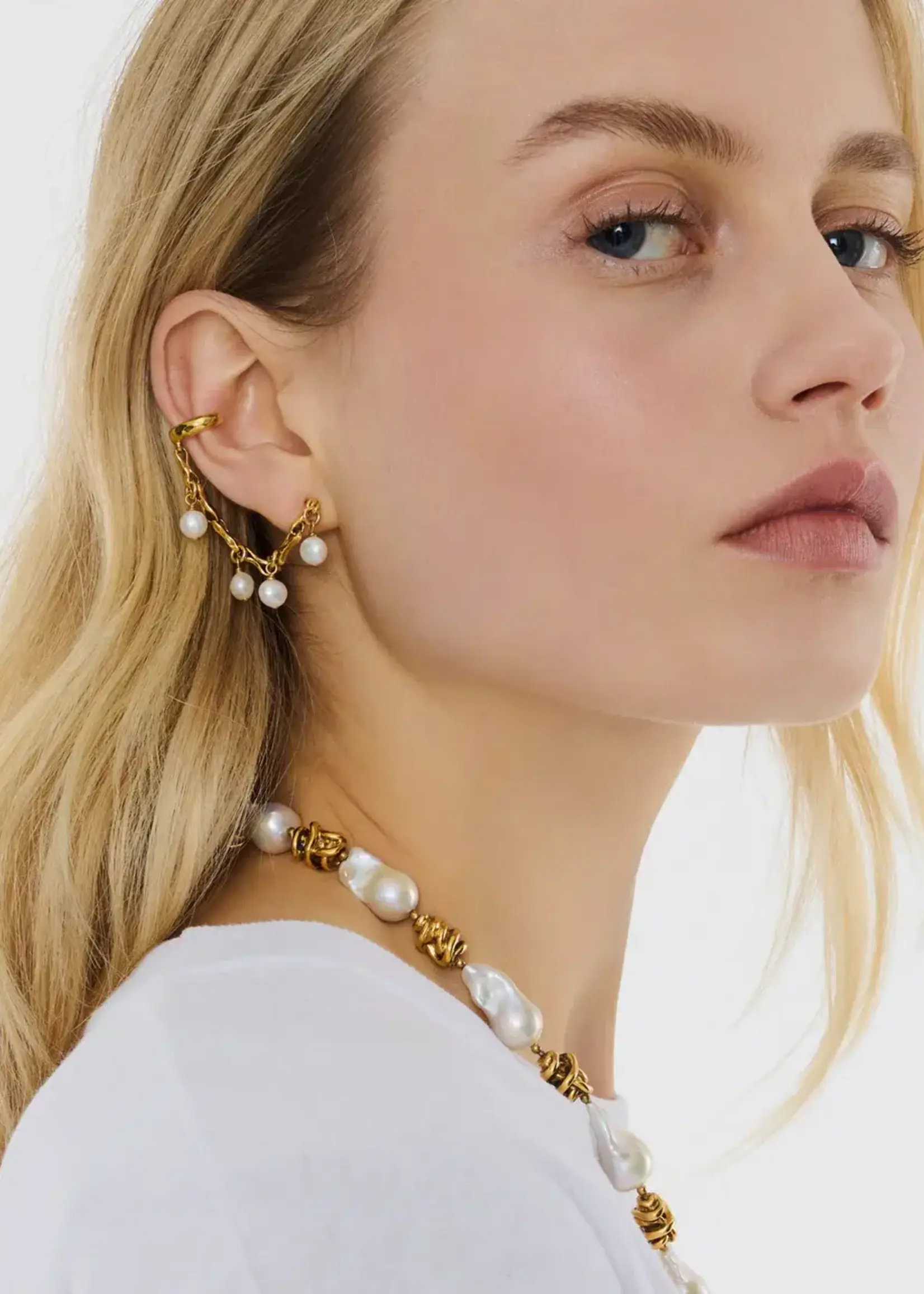 Goossens Goossens Necklace, White, Riviera Baroque 24K Gold Pleated & Pearls Collier In White