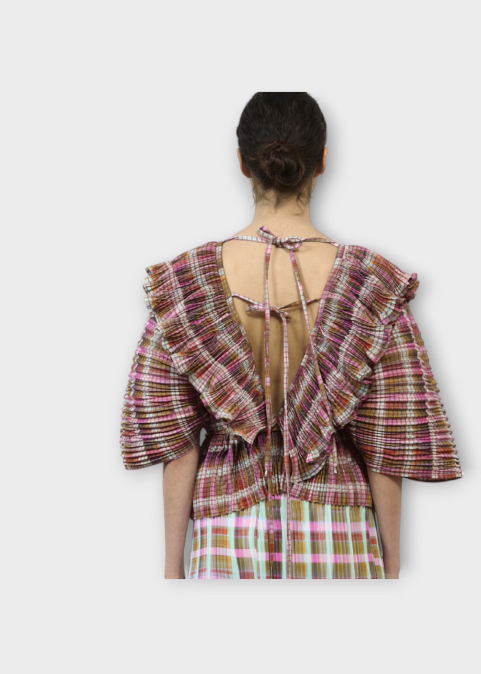 Julia Heuer Julia Heuer Top, Print, Marcia V-Neck Short Sleeve Halter Hand Pleated Top in Multicolour w/ Tarek Print