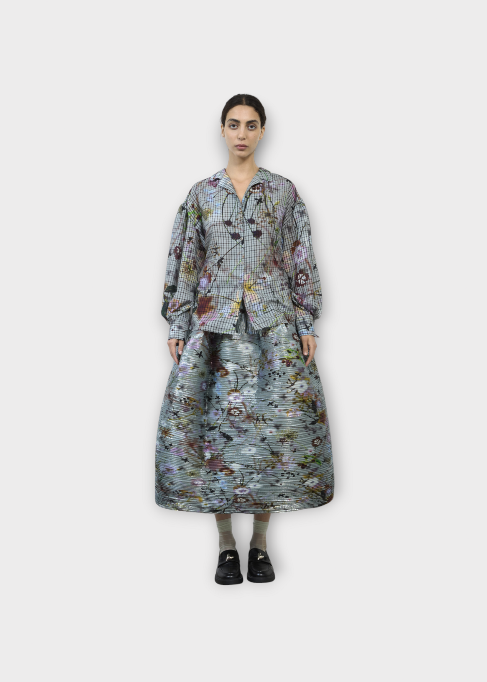 Julia Heuer Julia Heuer Shirt, Print, Hannes Relaxed Fit Tied Waist Shirt in Grey w/  Frances Print
