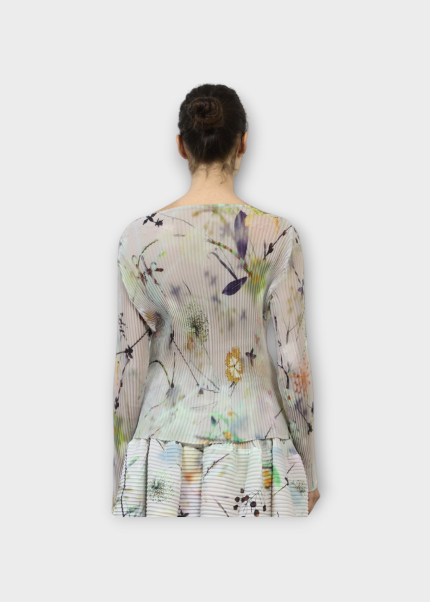 Julia Heuer Julia Heuer Top, Print, Lee Pleated Long Sleeve Top in Light Pink w/ Frances Print