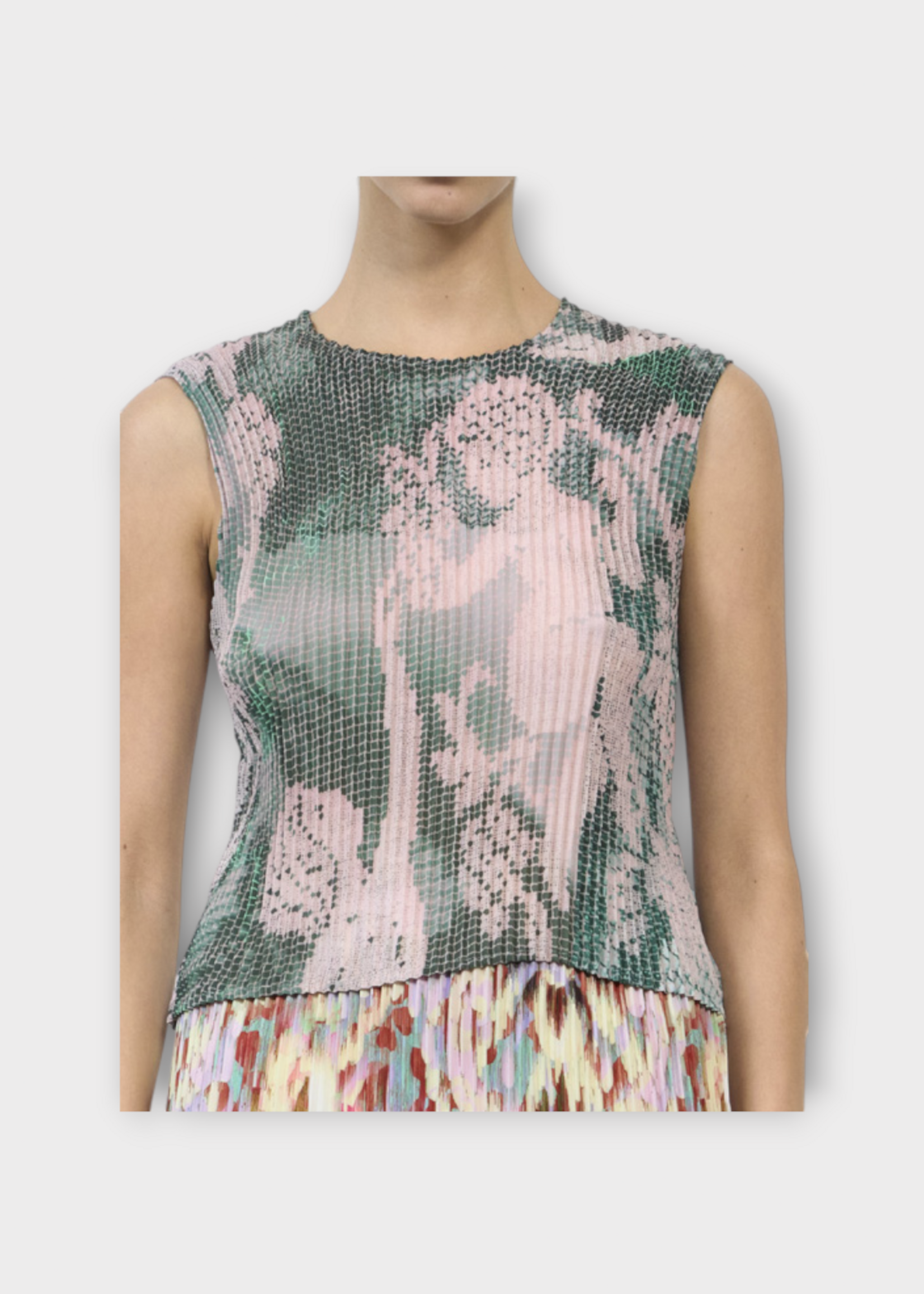Julia Heuer Julia Heuer Top, Print, Thelma Sleeveless Pleated Top in Light Pink w/ Seraphin Print