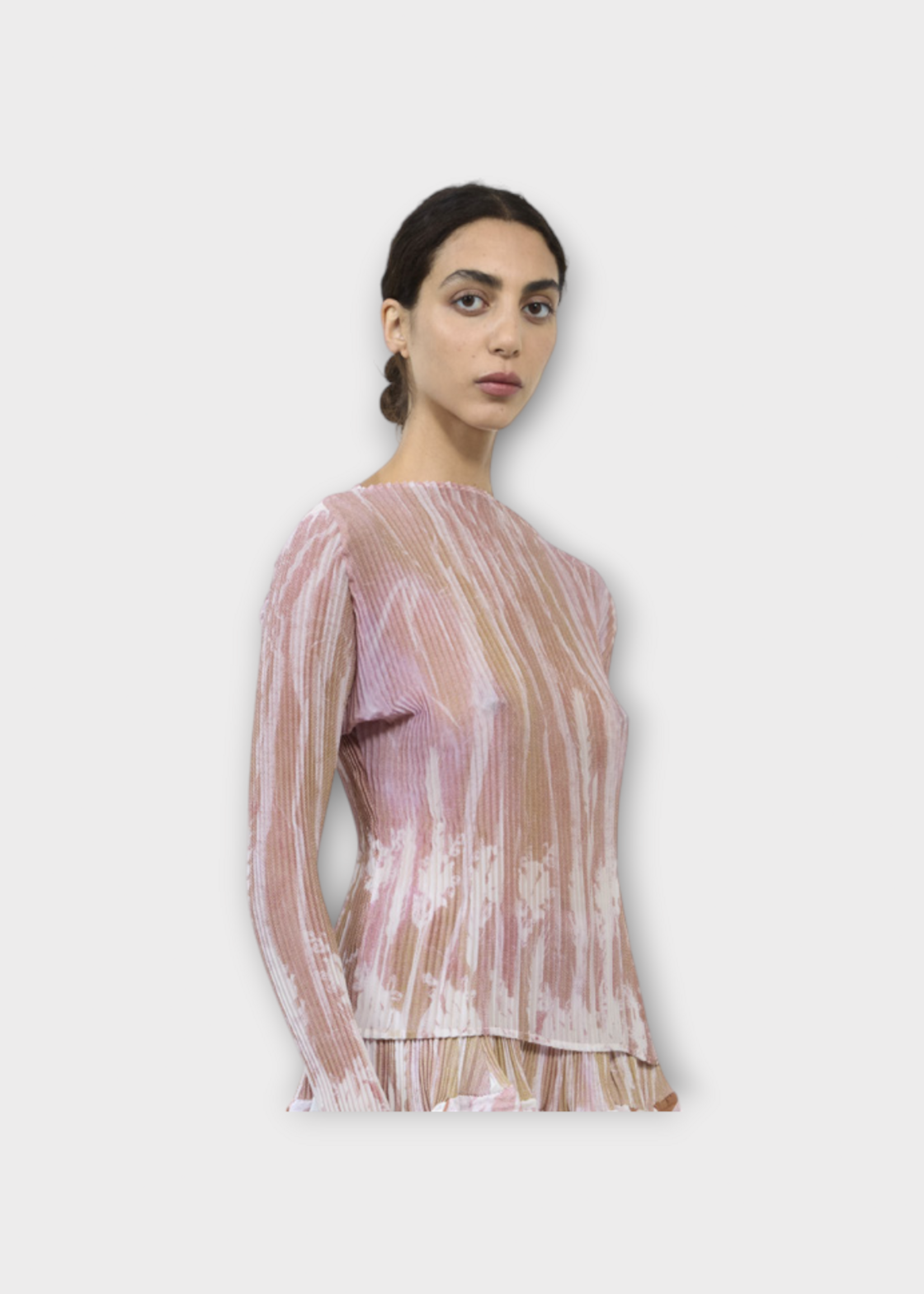 Julia Heuer Julia Heuer Top, Print, Lee Pleated Long Sleeve Top in Pink w/ Apo Print