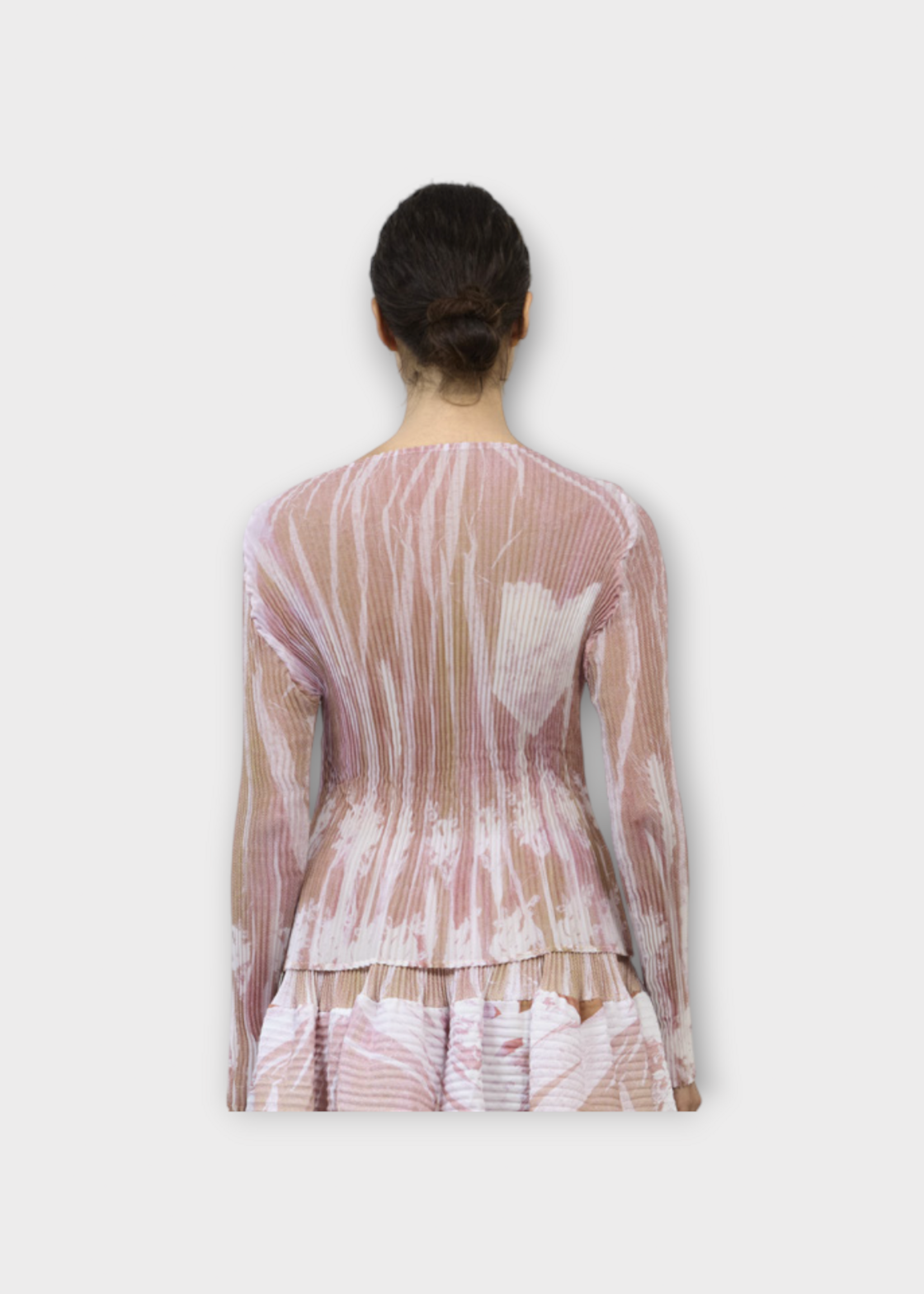 Julia Heuer Julia Heuer Top, Print, Lee Pleated Long Sleeve Top in Pink w/ Apo Print
