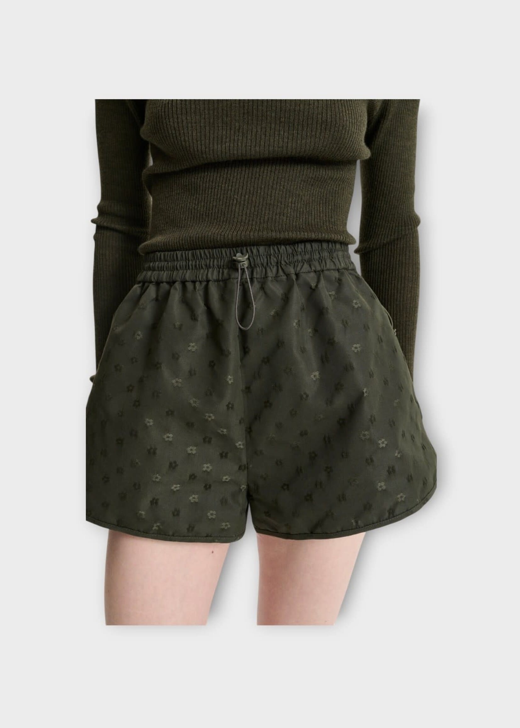 Cecilie Bahnsen Cecilie Bahnsen Shorts, Green, Cbdahana Elastic Waist Iris Jacquard Shorts In Olive w/ Curved Hem