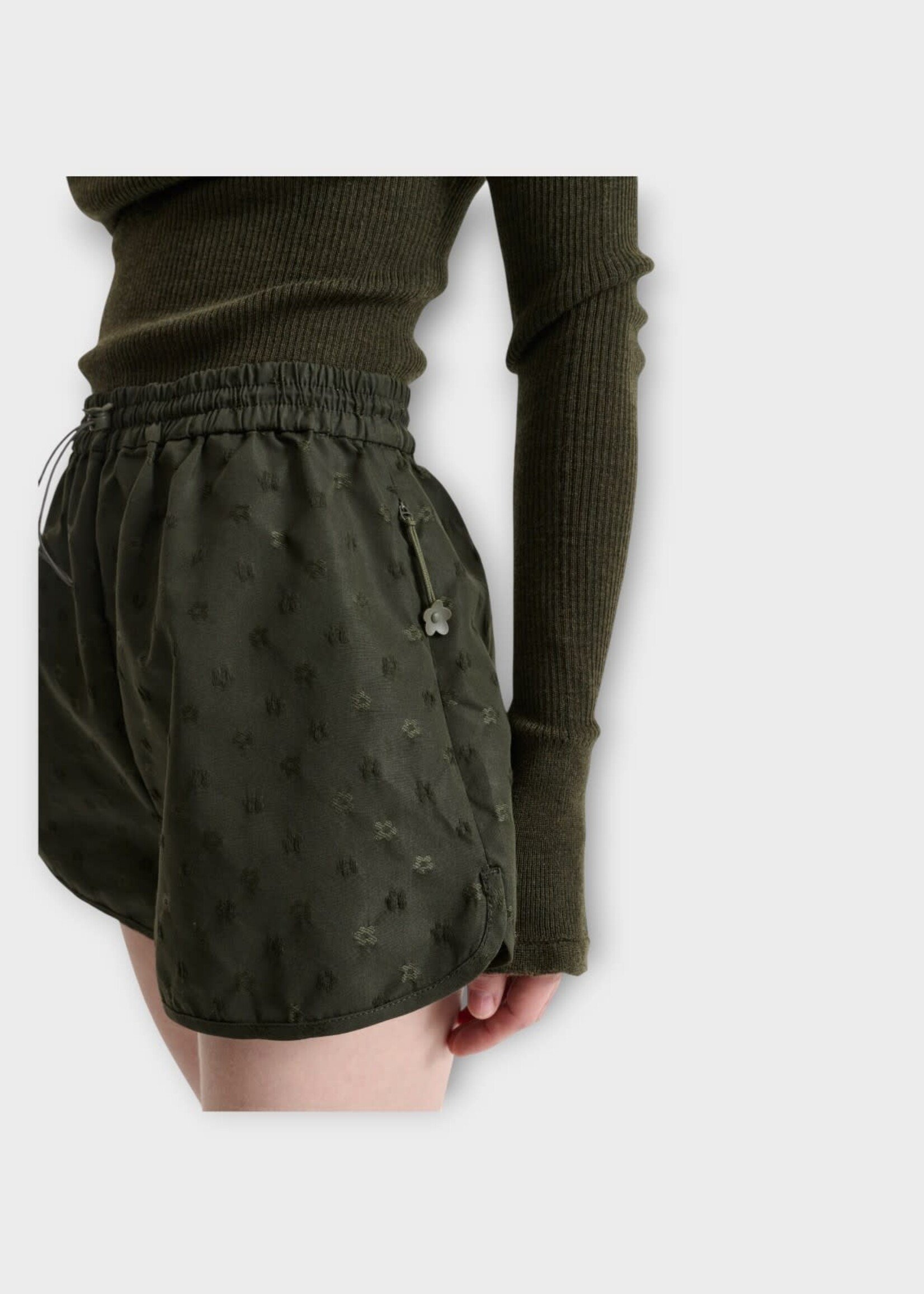 Cecilie Bahnsen Cecilie Bahnsen Shorts, Green, Cbdahana Elastic Waist Iris Jacquard Shorts In Olive w/ Curved Hem