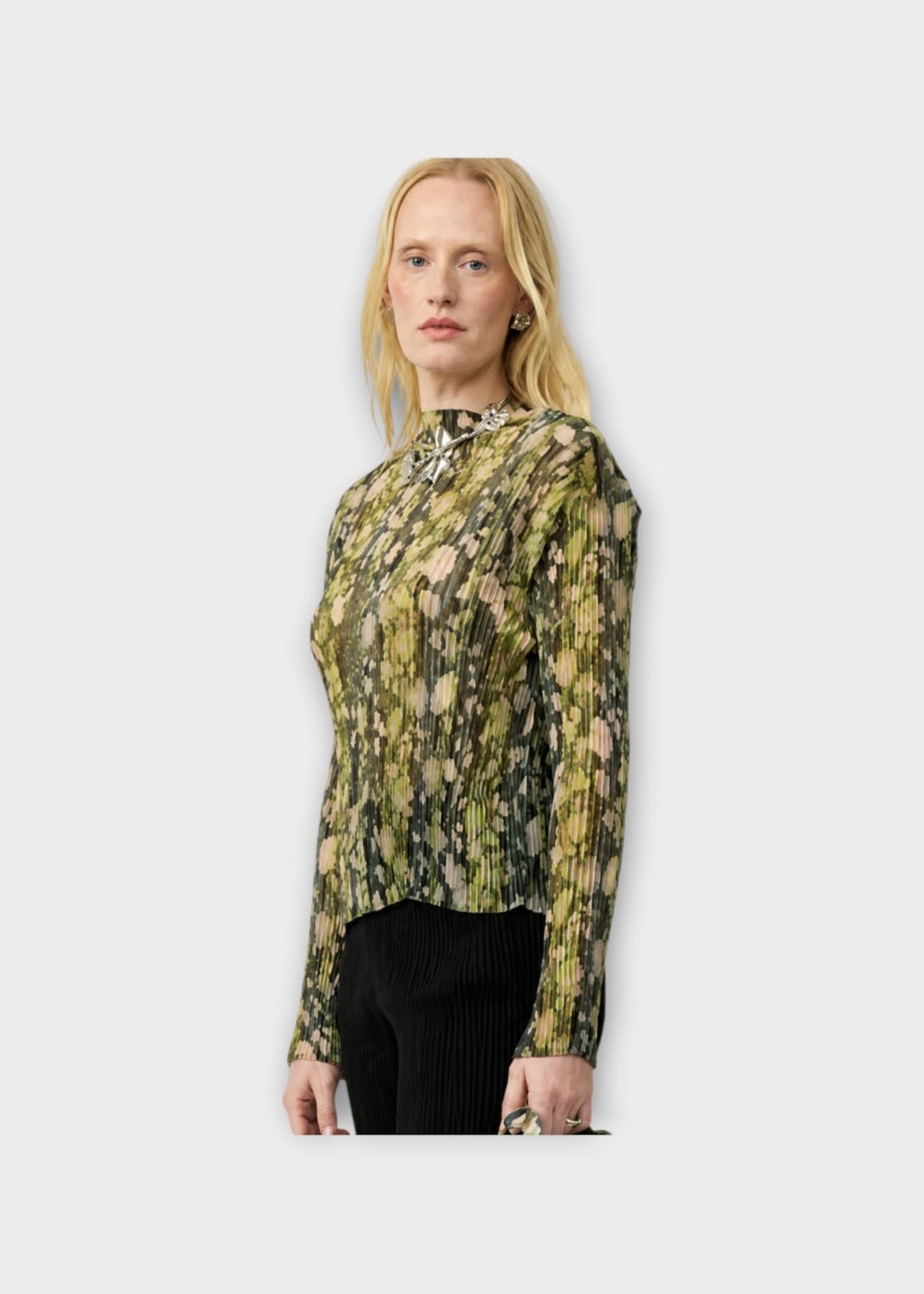 Julia Heuer Julia Heuer Top, Print, Lee Chiffon Long Sleeve Pleated Top in Green & Black w/ Bruno Print