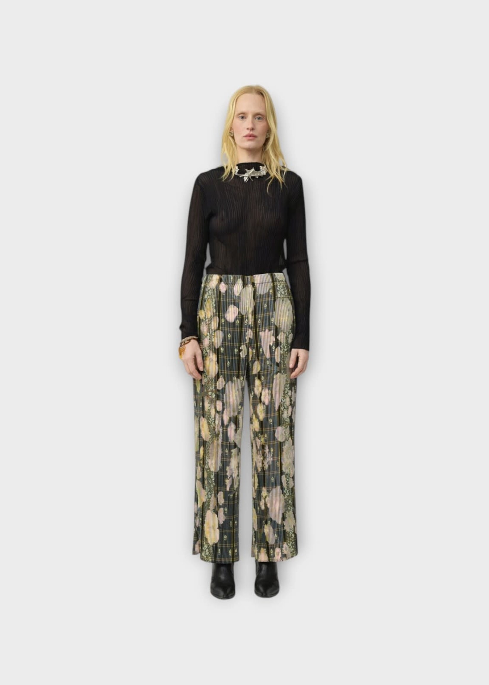 Julia Heuer Julia Heuer Trousers, Print, Jack Heavy Crepe Pleated Pants in Black w/ Bruno Print