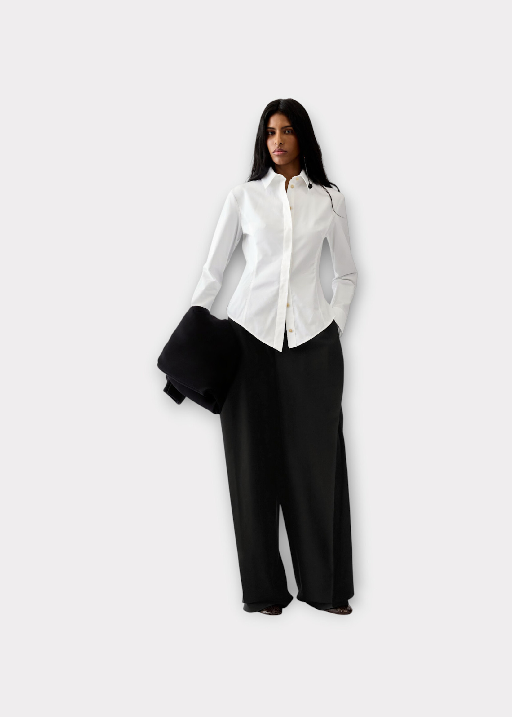 Jacquemus Jacquemus Shirt, White, La Chemise Triangle Cotton Fitted Asymmetric Shirt In White