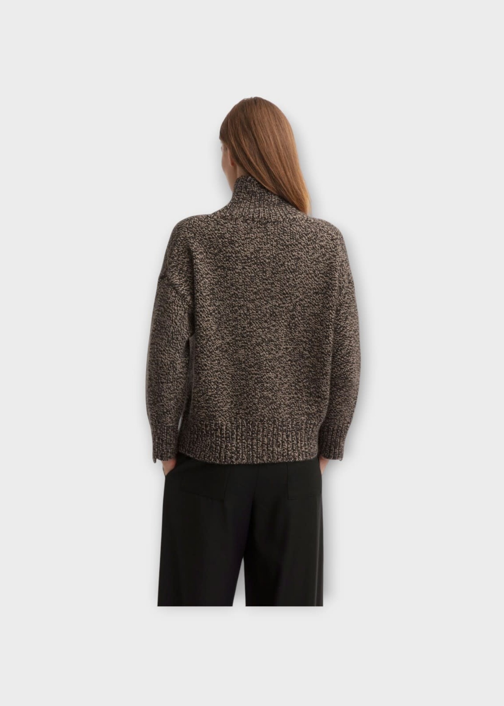 Iris Von Arnim Iris von Arnim Knitwear, Brown, Malvina Cashmere Turtle Neck Sweater In Black & Taupe