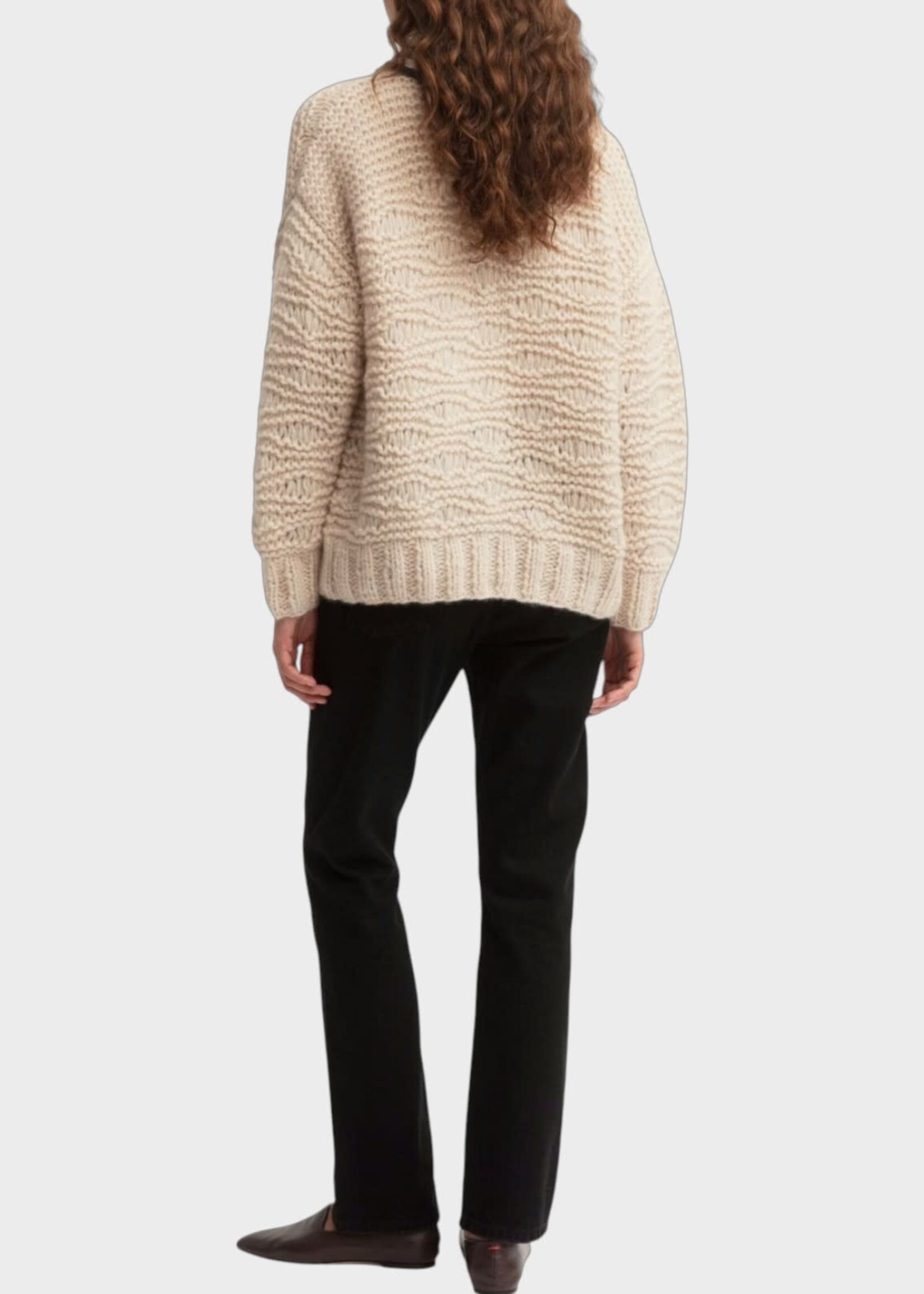 Iris Von Arnim Iris von Arnim Knitwear, White, Iris Iconic 50 Cashmere & Silk V-Neck Cardigan In Alabaster