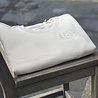 GolfRebels Sweater met Ton sur Ton bedrukking - Ivoor GolfRebels Sweater met Ton sur Ton bedrukking - Ivoor