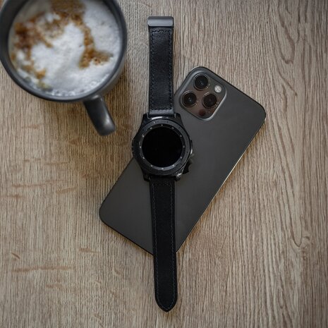 Strap-it Strap-it Correa Cuero D-buckle Huawei Watch 4 (Pro) (negro) Strap-it Strap-it Correa Cuero D-buckle Huawei Watch 4 (Pro) (negro)