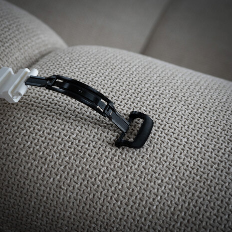 Bandz Bandz Correa silicona 'Luxe Liqiud' Apple Watch (blanco con negro)