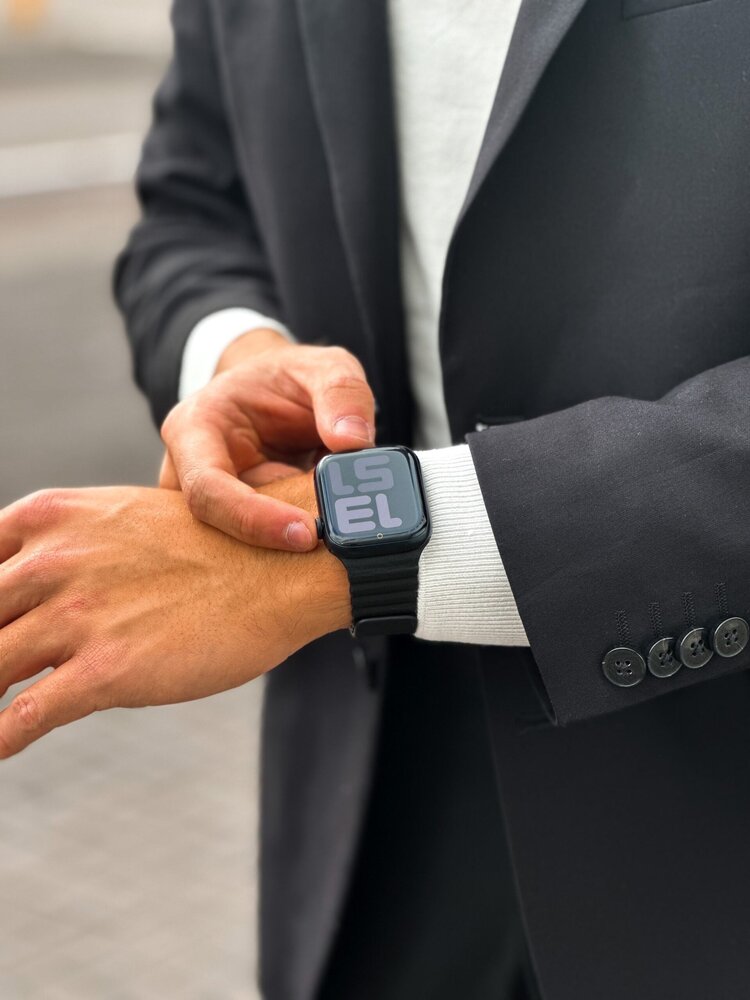 Strap-it Strap-it Correa silicona magnético Apple Watch (negro)