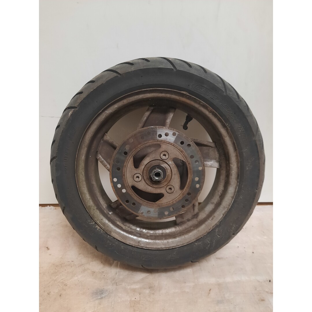 CPI Popcorn 50 2T grijs / Voorwiel / Velg / Remschijf / Goede band ( wel oud ) / grijs