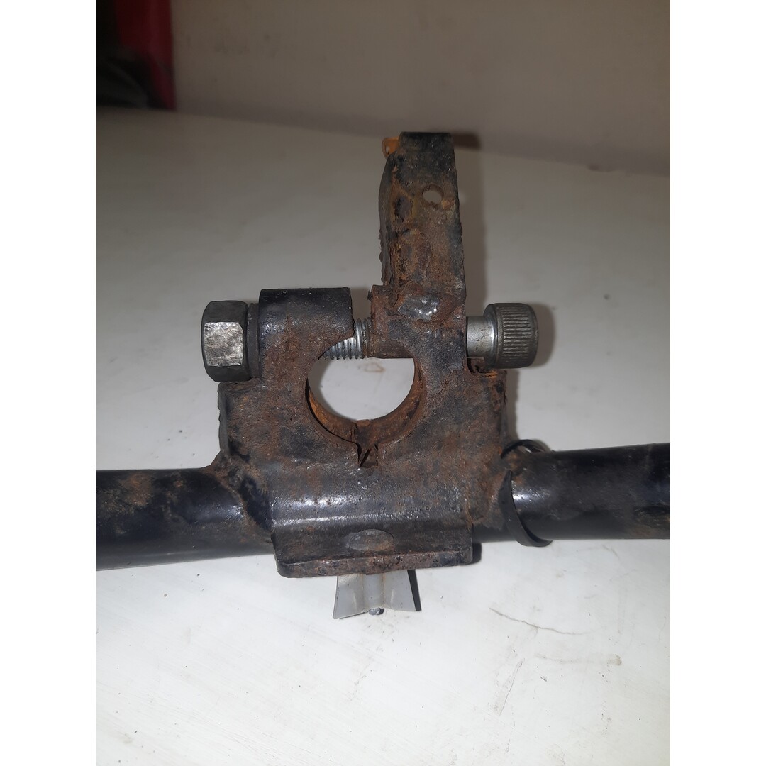 Vespa LX / S stuur kaal met remgreep / spiegel houder