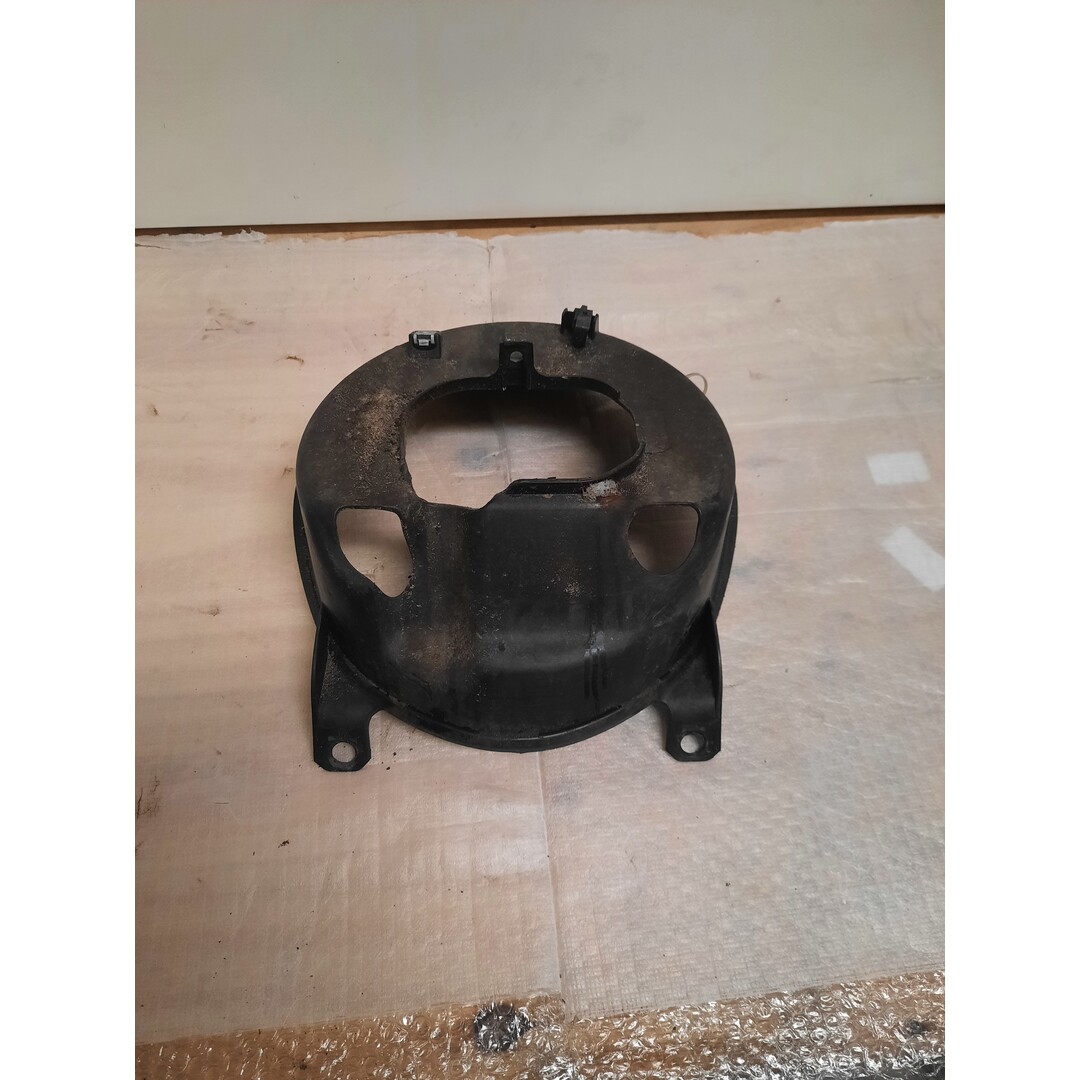 Piaggio New Fly onderkuip voorzeide onder voorvork