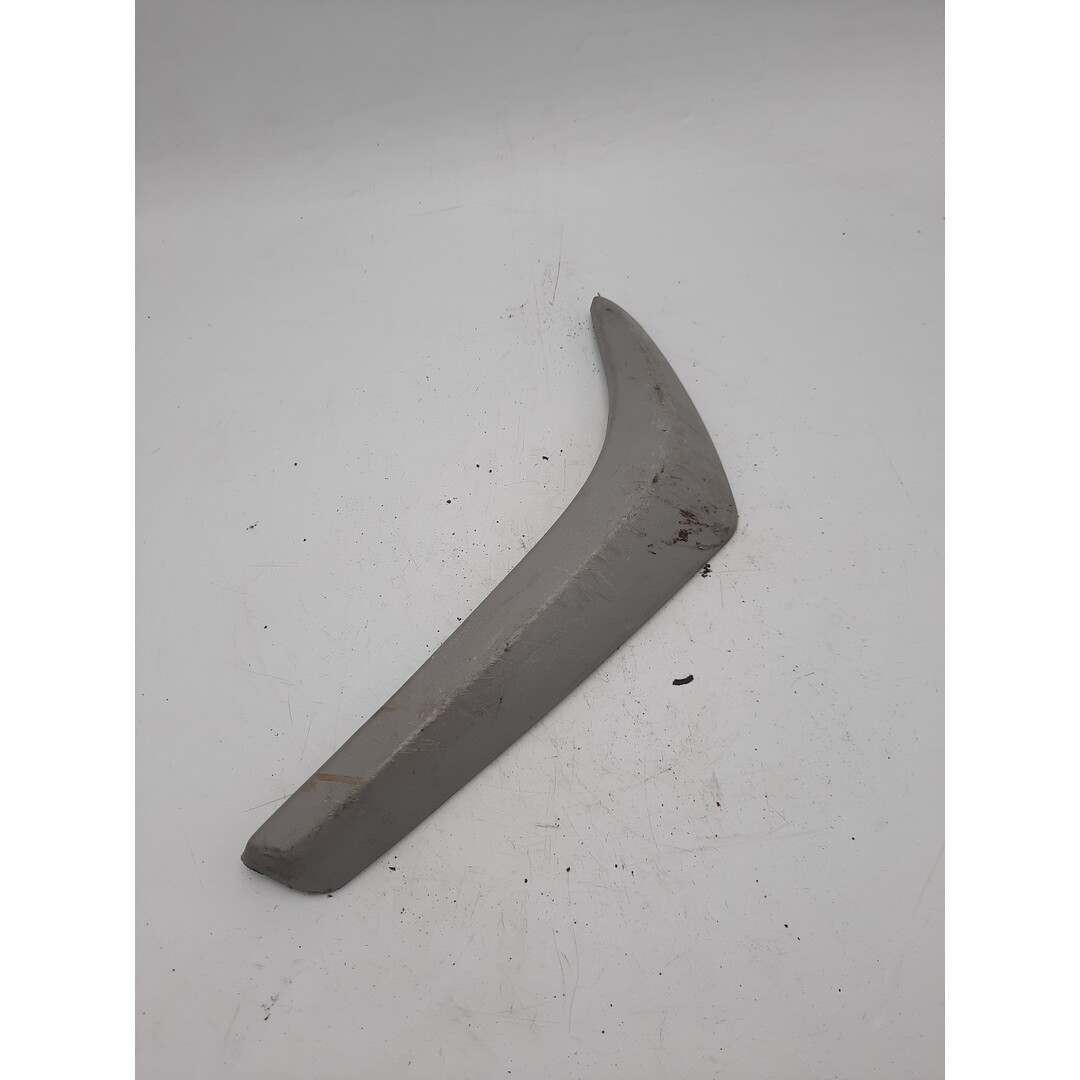 Piaggio Liberty oud model Wit /  stootlijst rechts / kunstof grijs