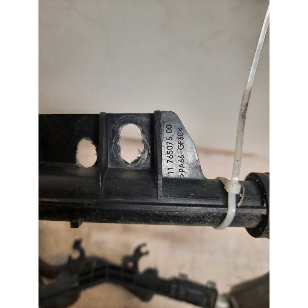 Peugeot Peugeot Ludix Blaster / radiateur set / 2x radiateur / koppelstukken / slangen / origineel