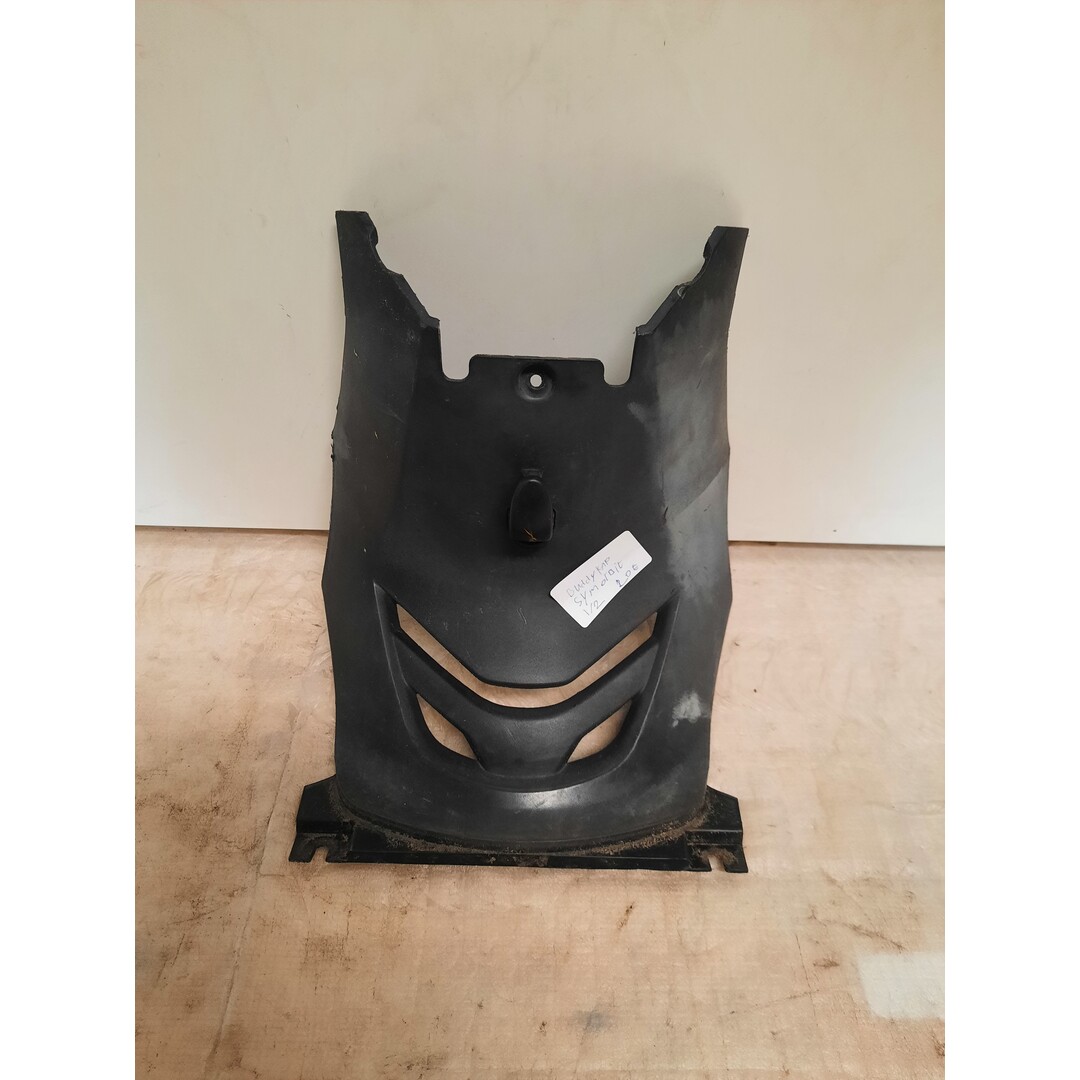 Sym Sym Orbit 1&2 / beschermkap onder buddy / bougie kap / kunstof zwart