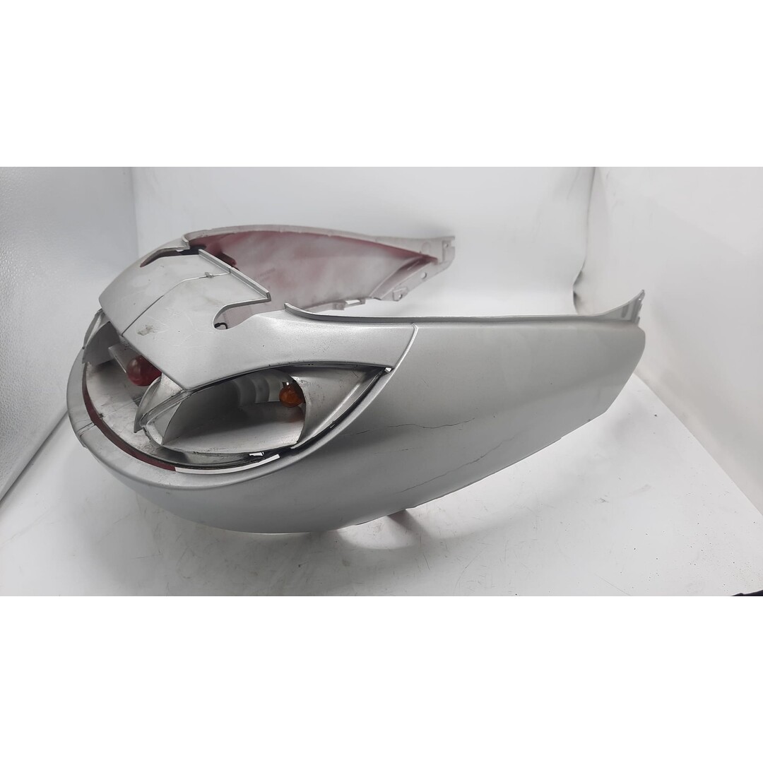 Peugeot Peugeot oud vivacity / Achterkap compleet ( incl. verlichting ) overgespoten