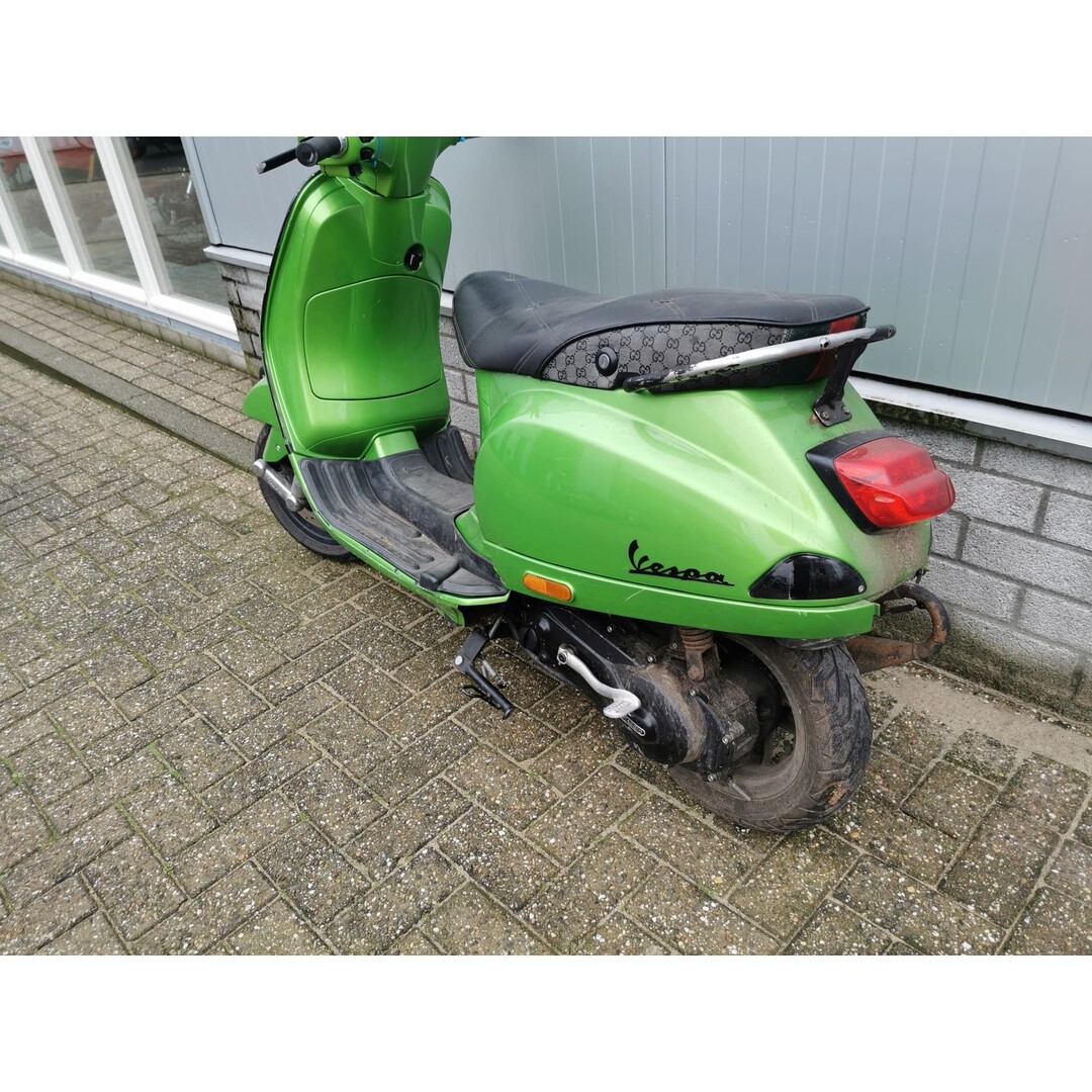 Vespa LX 70cc 2Takt / 2005 / Brom / KM 22243 / Warmloper gehad / Opknapper